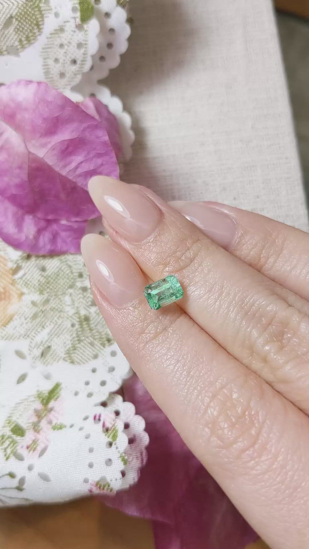 1.17 Ct. Emerald from Russia Size Video