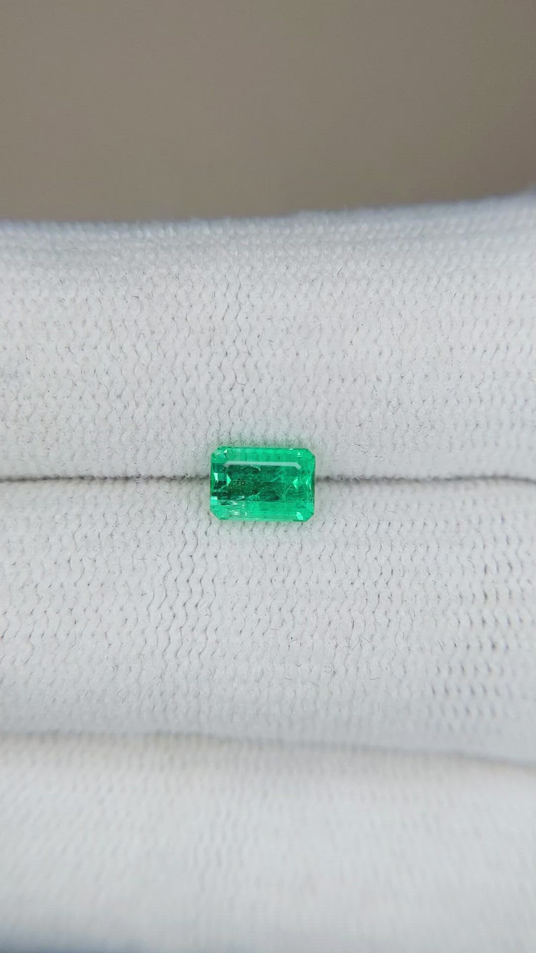 0.57 Ct. Emerald from Russia Size Video
