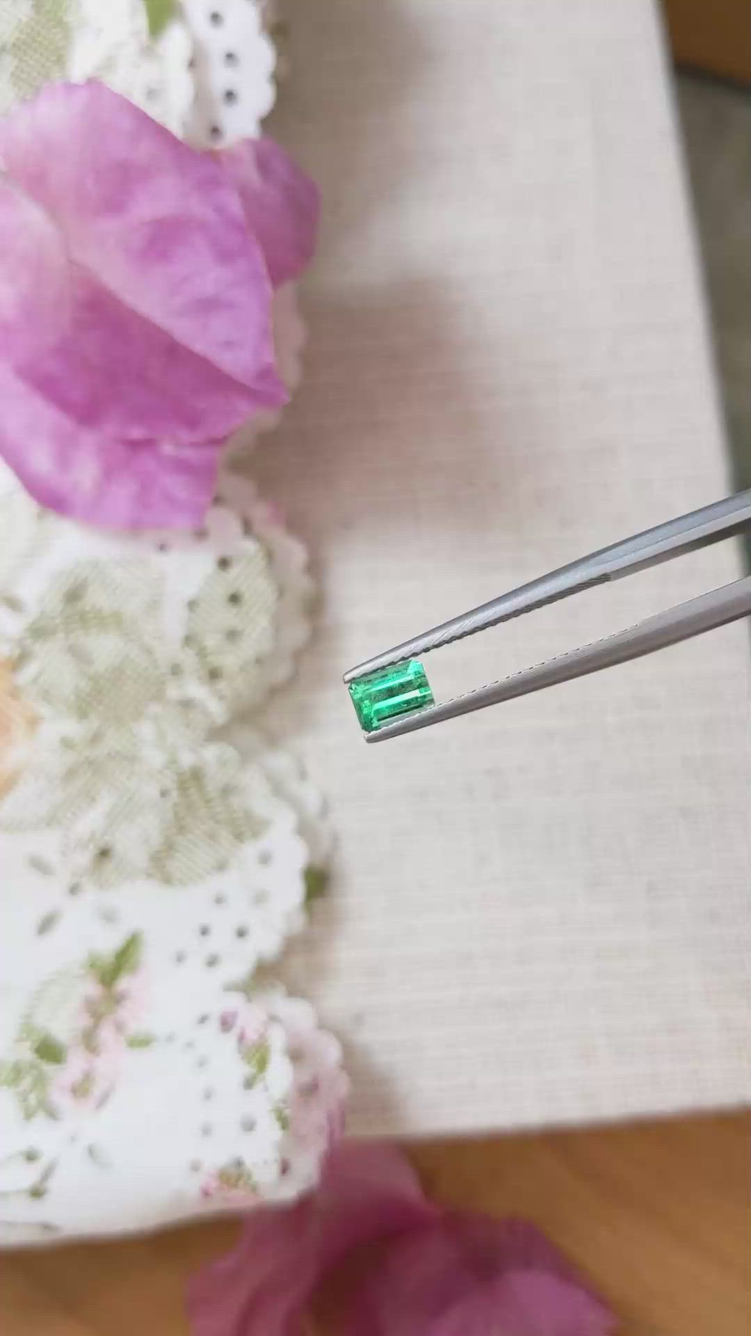 0.57 Ct. Emerald from Russia Size Video