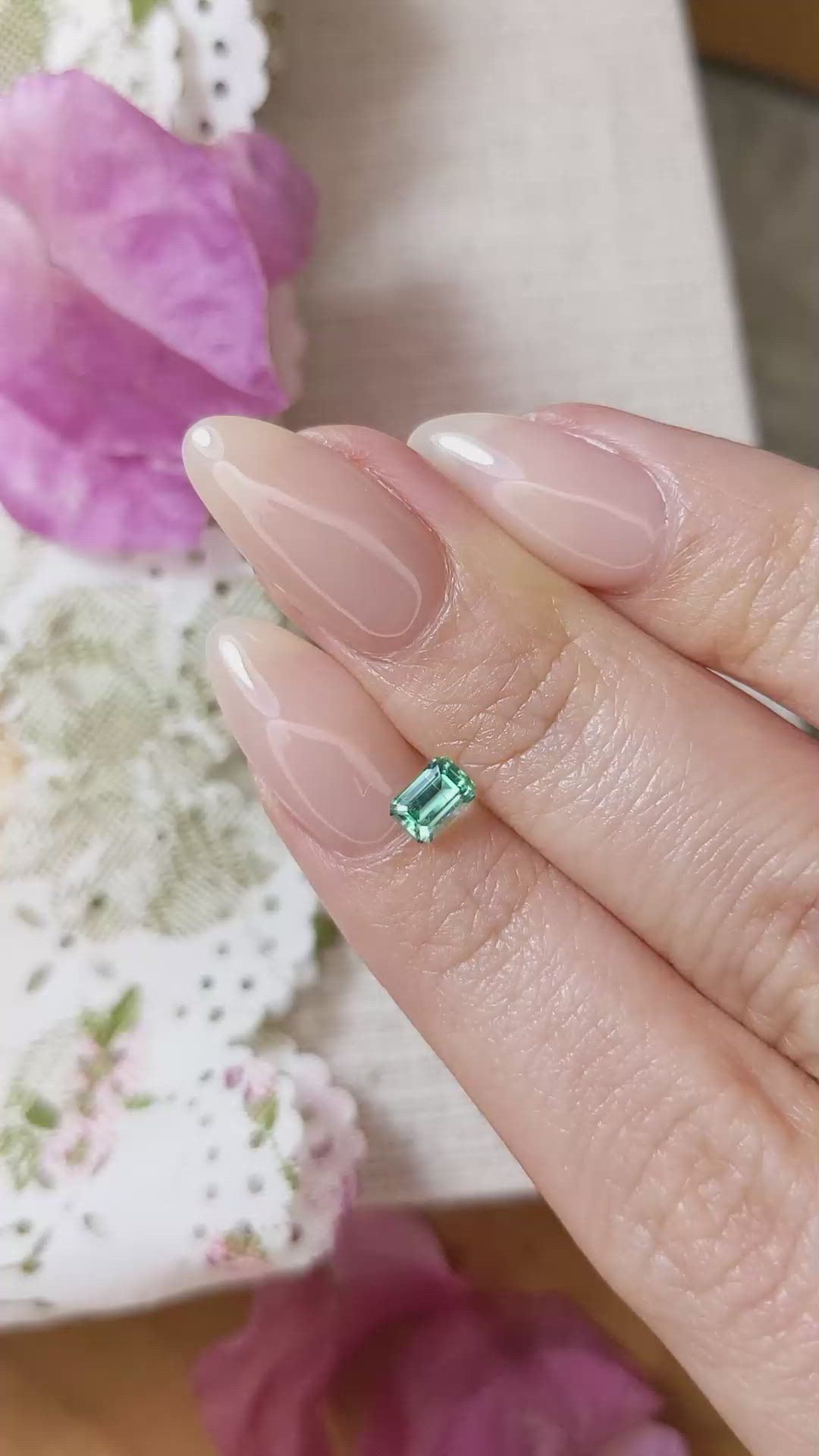 0.38 Ct. Emerald from Russia Size Video