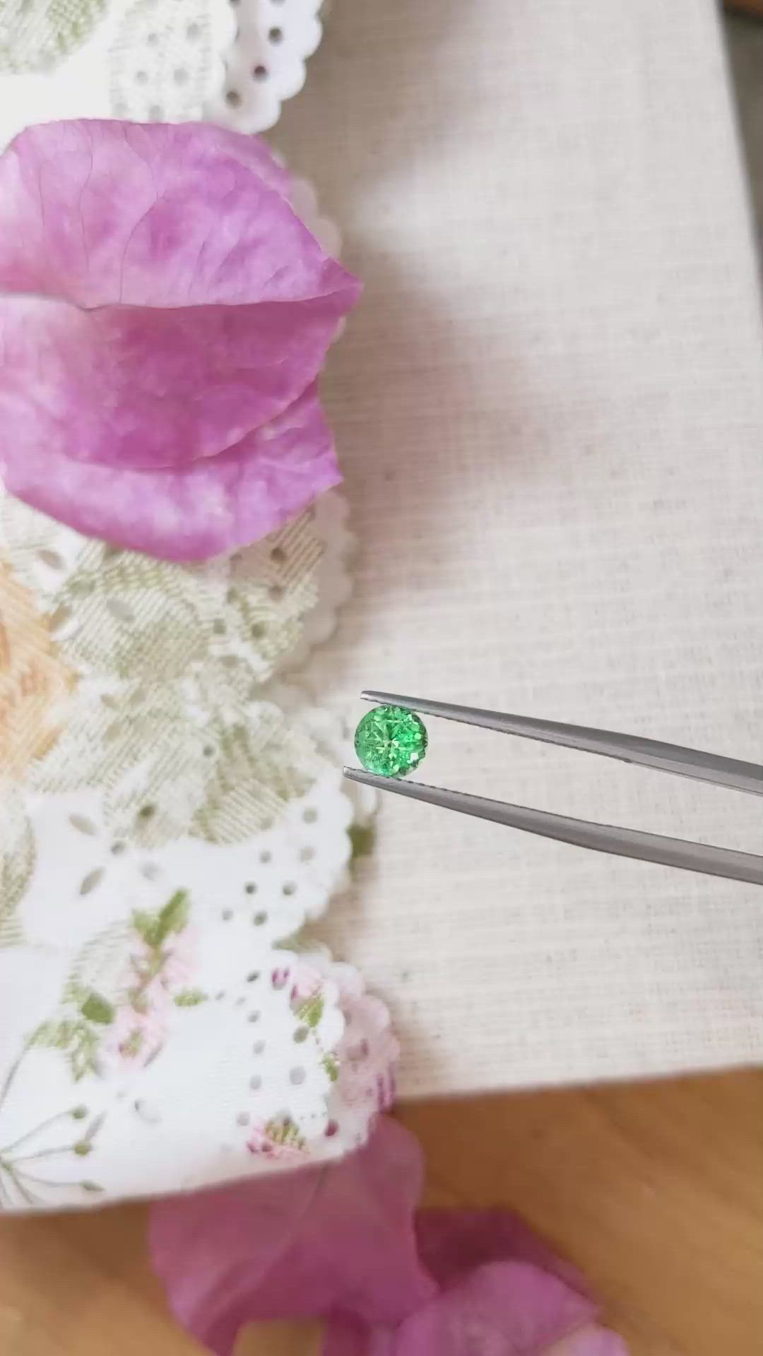 0.59 Ct. Emerald from Russia Size Video