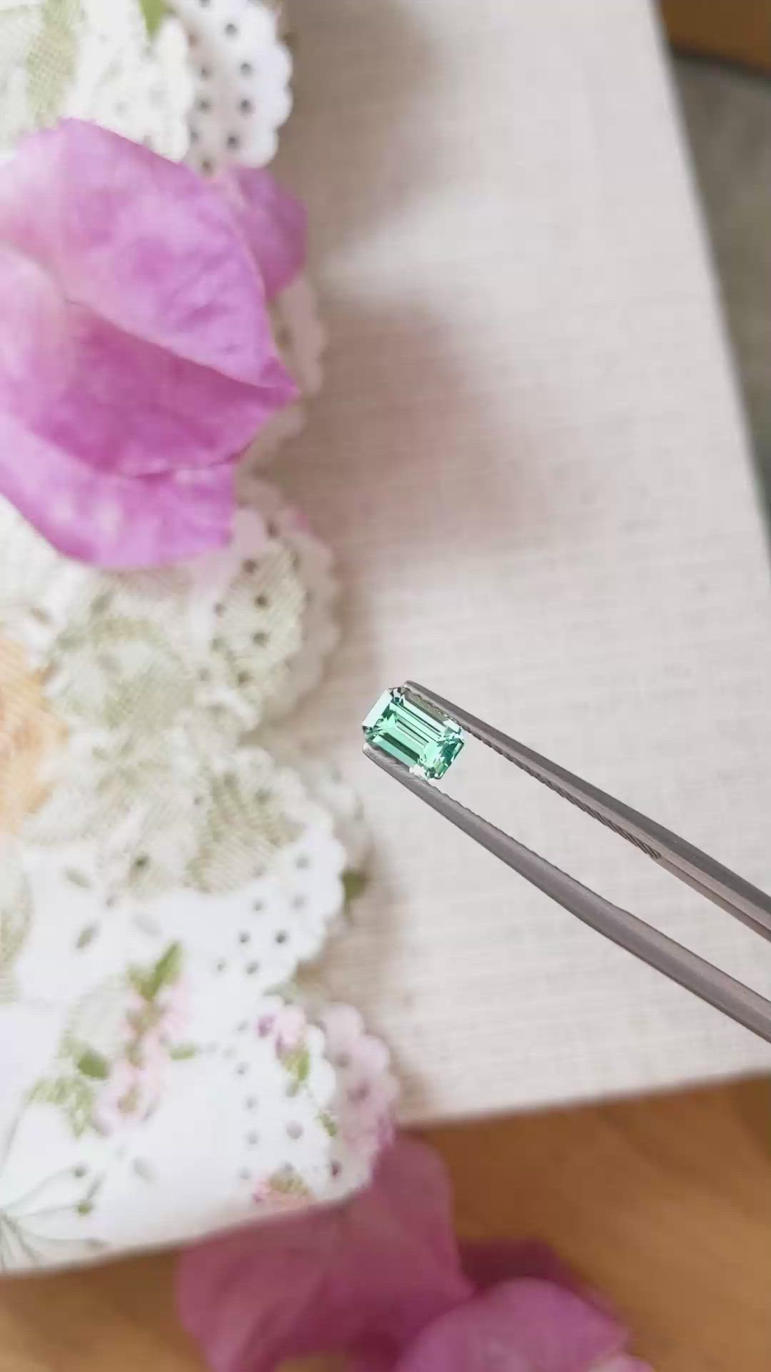 0.68 Ct. Emerald from Russia Size Video
