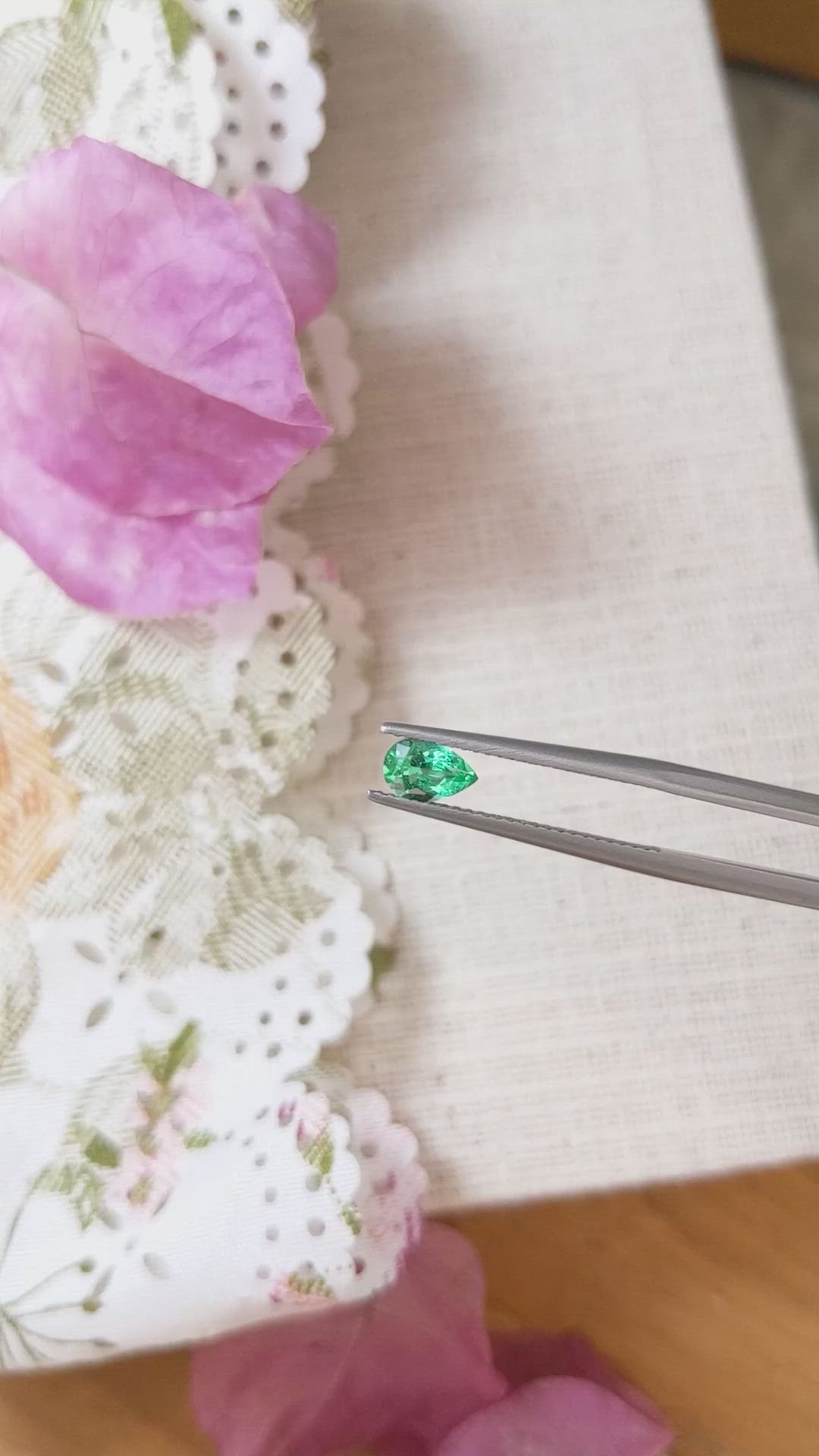 0.49 Ct. Emerald from Russia Size Video