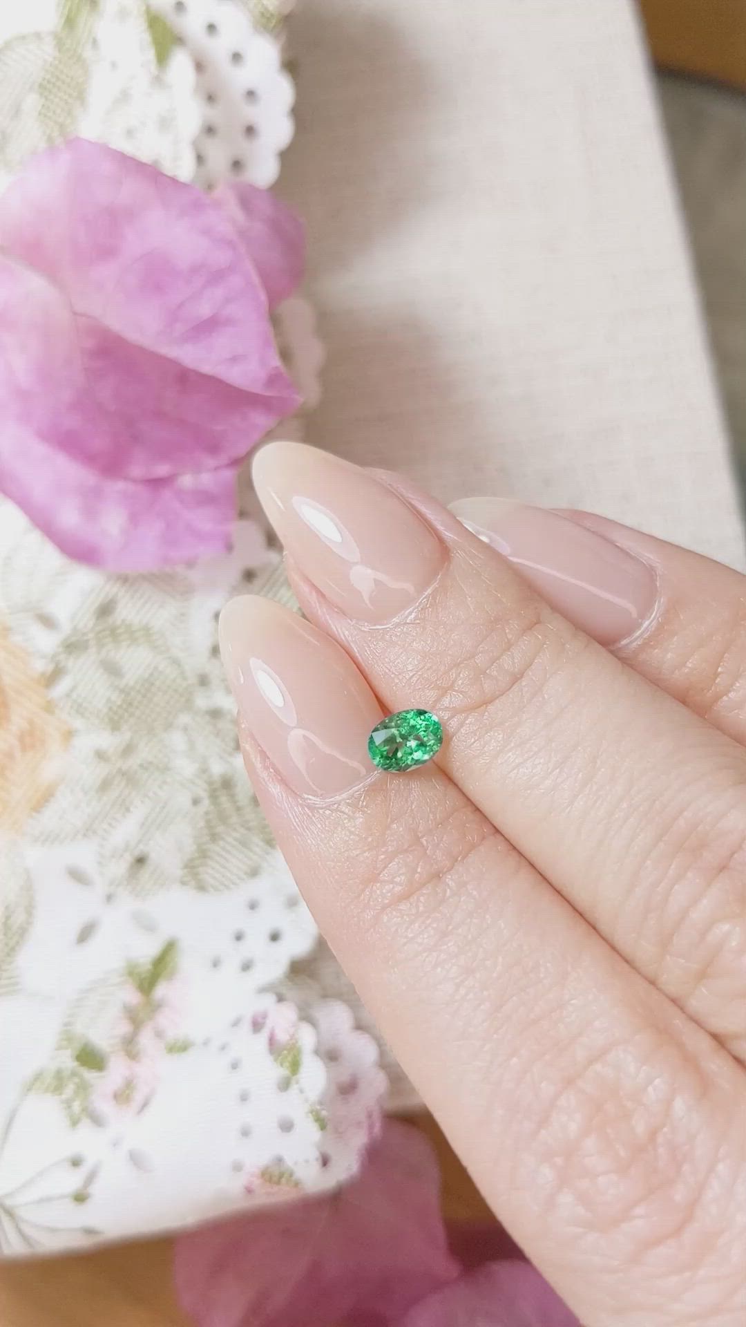 0.45 Ct. Emerald from Russia Size Video