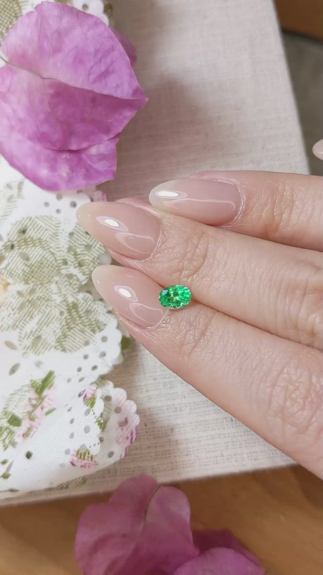 0.52 Ct. Emerald from Russia Size Video