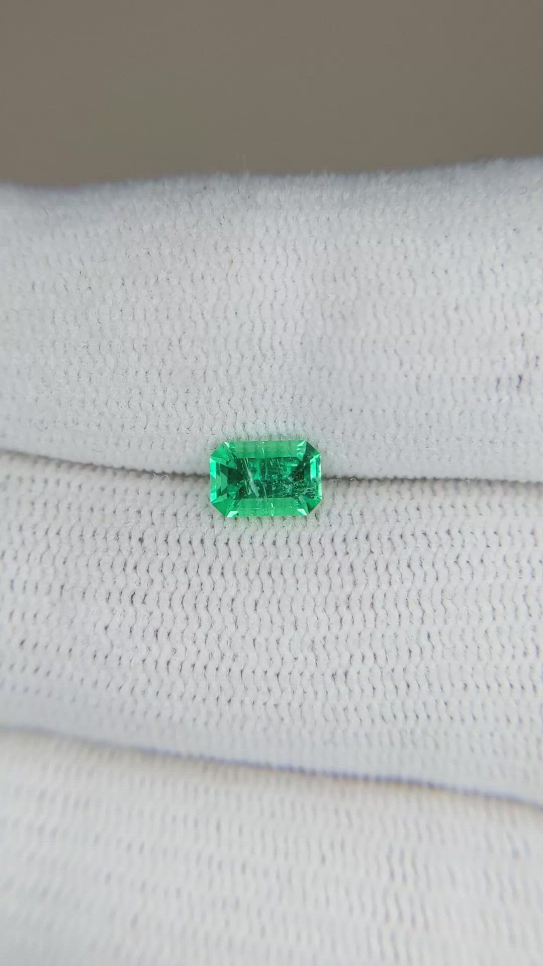 0.52 Ct. Emerald from Russia Size Video
