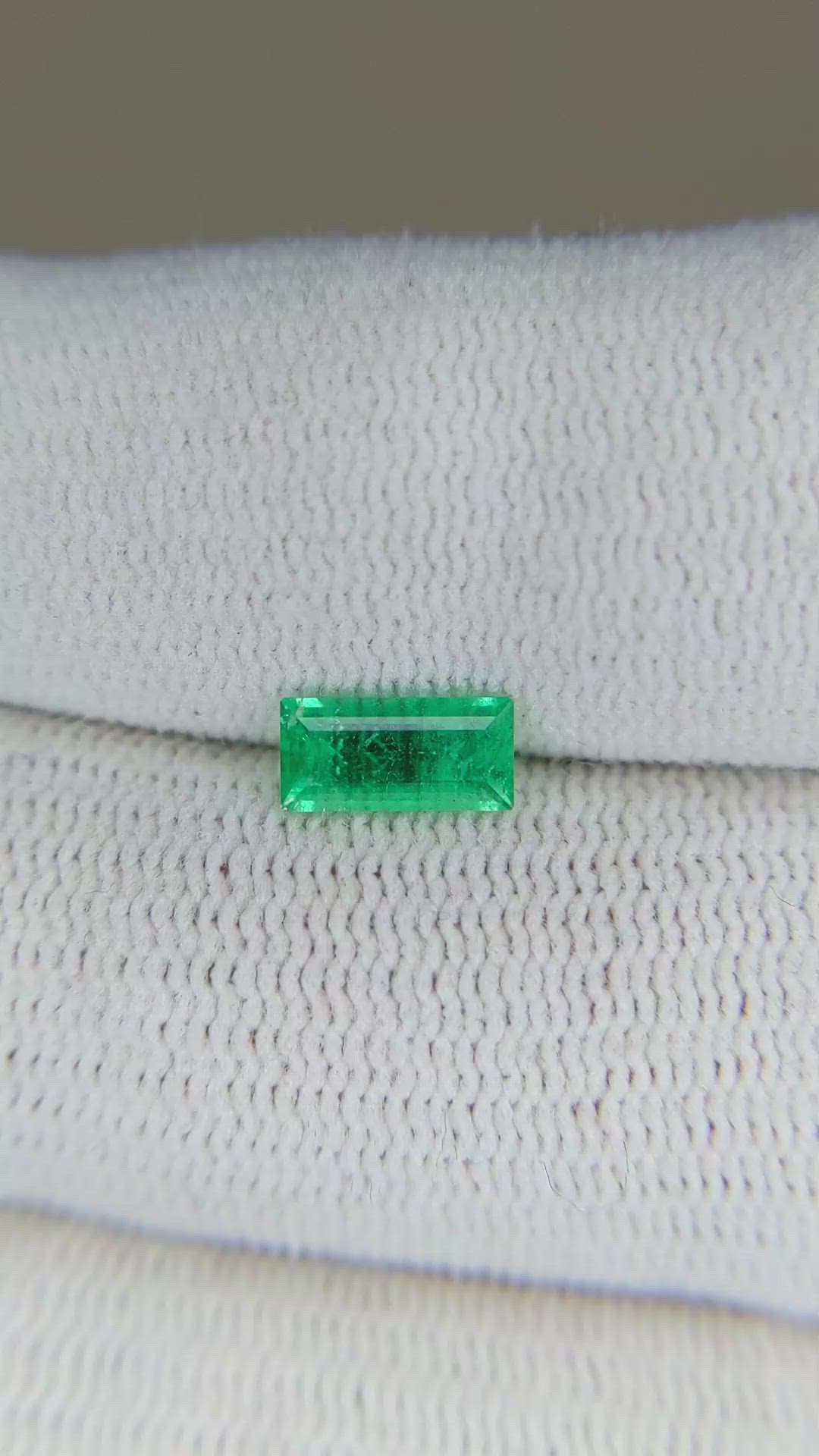 0.52 Ct. Emerald from Russia Size Video