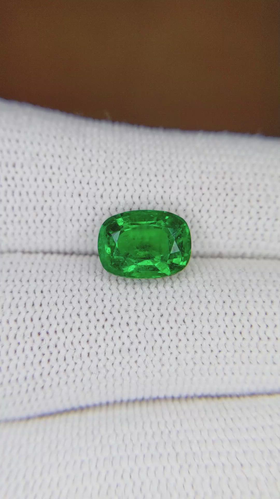 2.50 Ct. Emerald from Zambia Size Video
