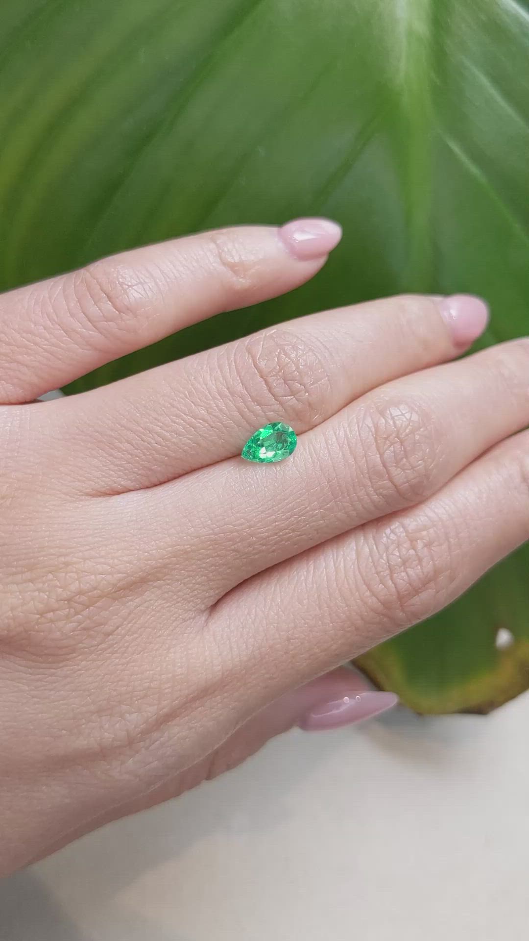 0.64 Ct. Emerald from Colombia Size Video