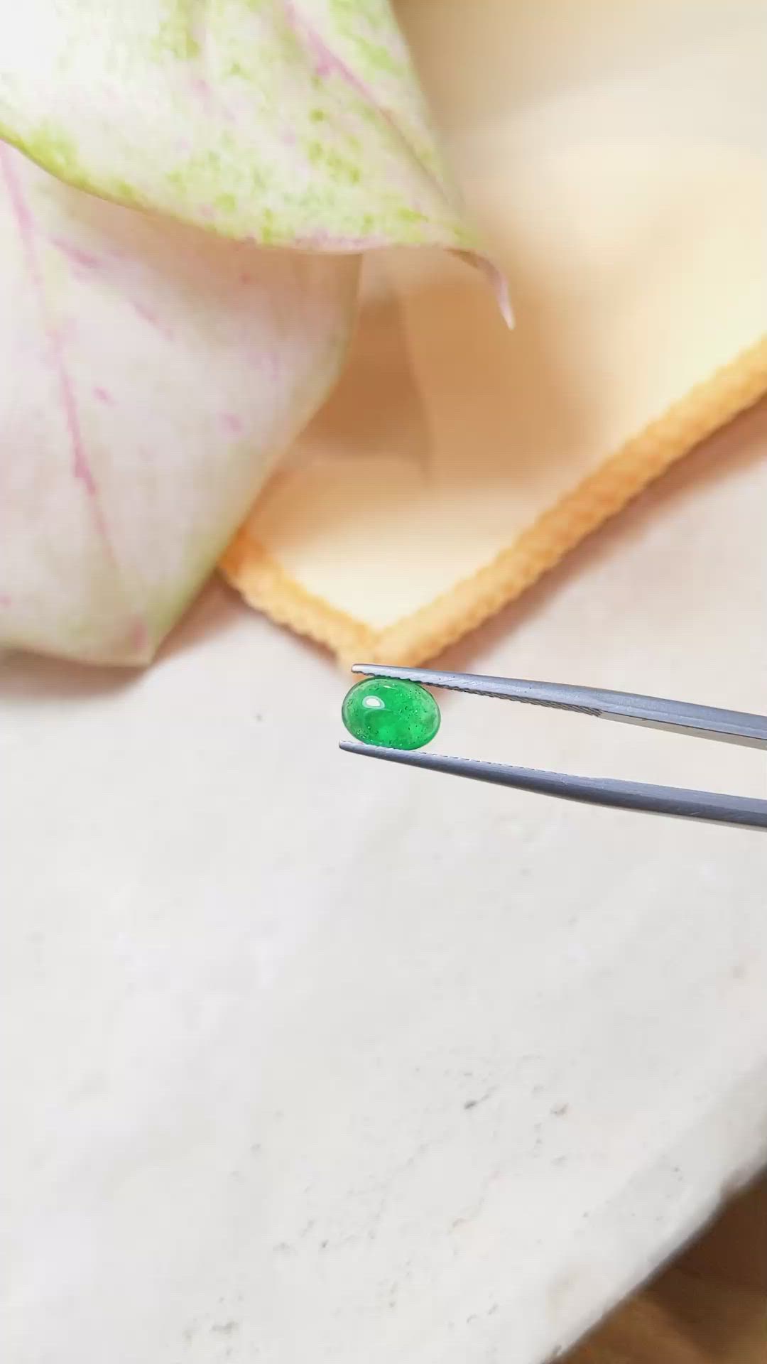 1.00 Ct. Cabochon Emerald from Zambia Size Video