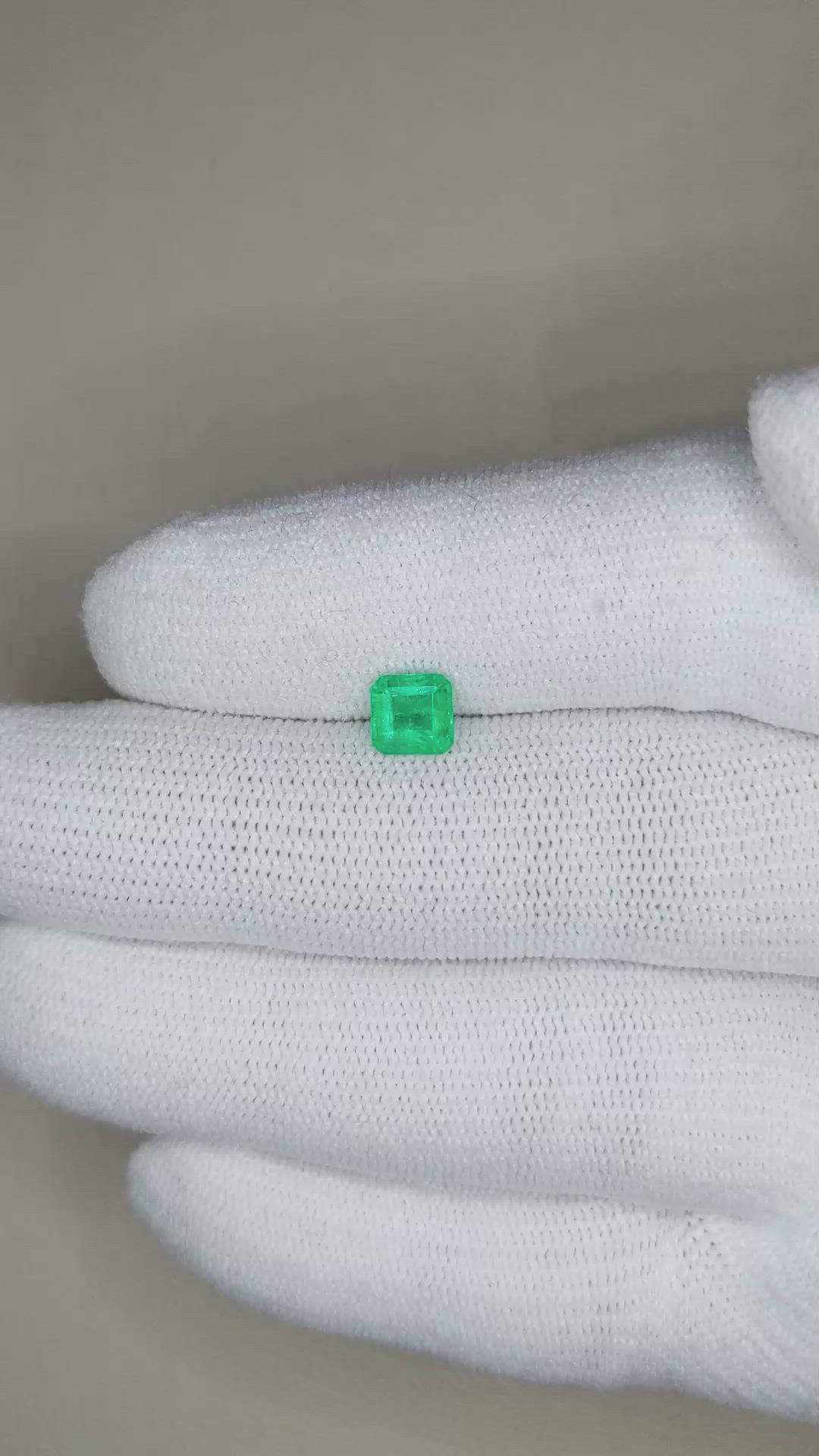0.72 Ct. Emerald from Zambia Size Video