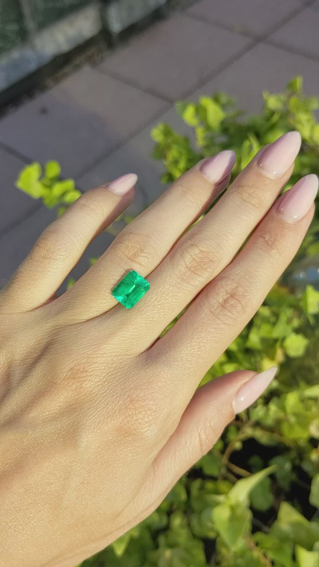 2.61 Ct. Emerald from Colombia Size Video