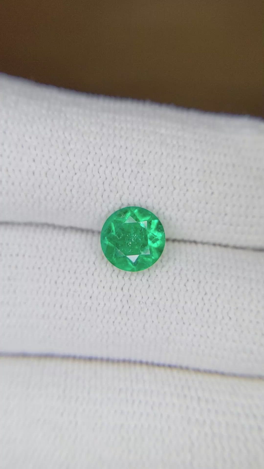1.18 Ct. Emerald from Colombia Size Video