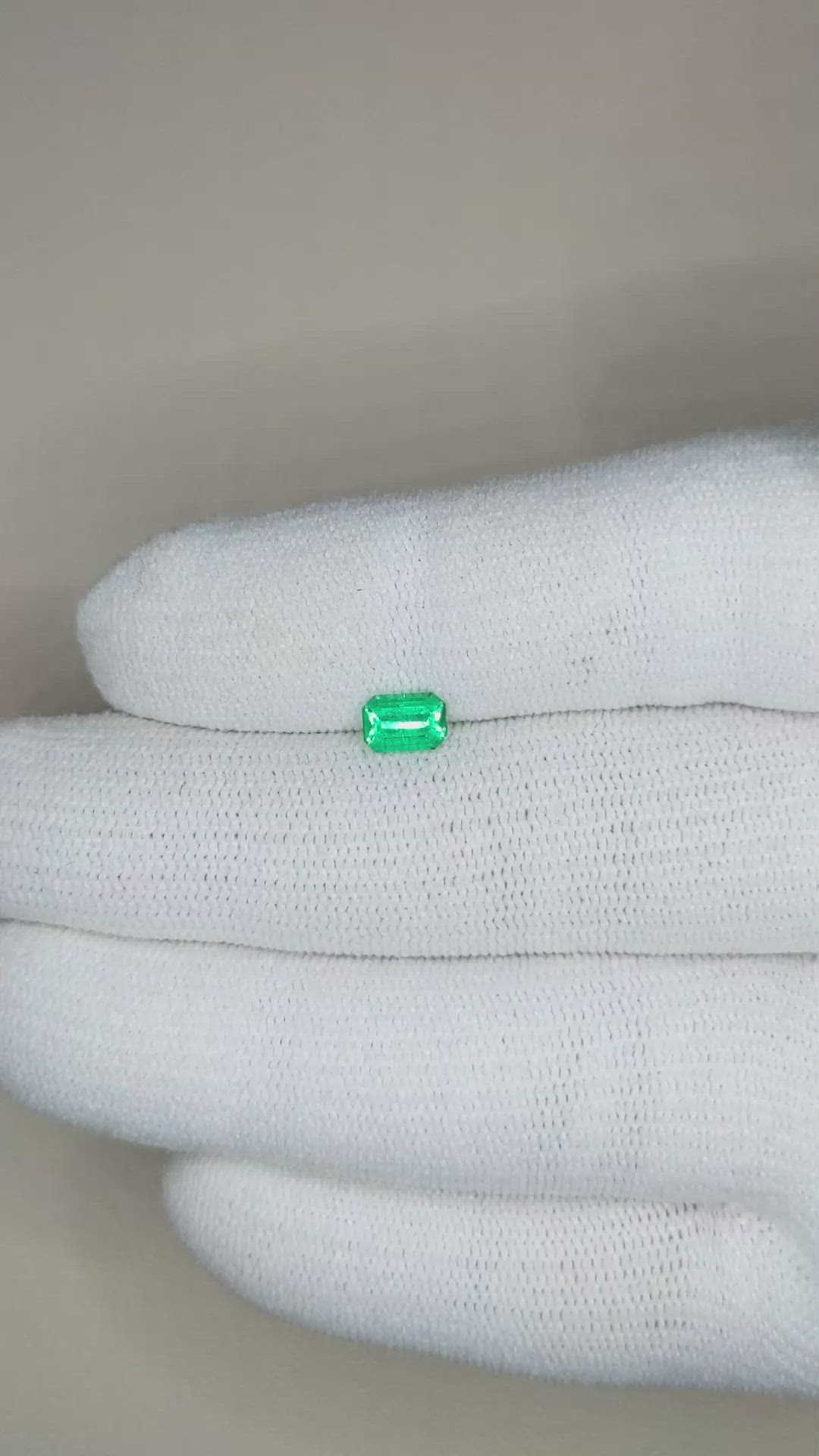 0.55 Ct. Emerald from Russia Size Video