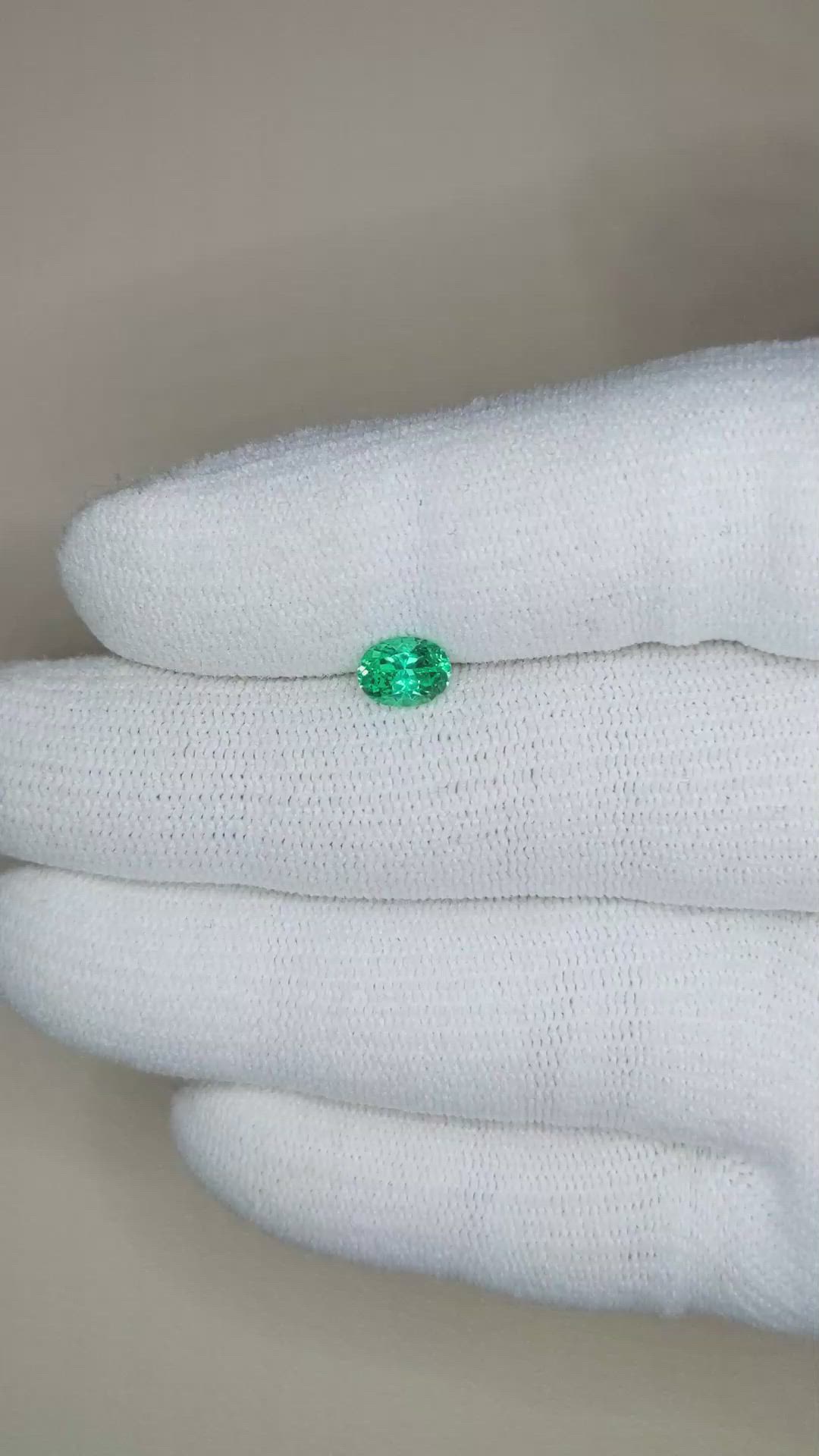 0.62 Ct. Emerald from Russia Size Video
