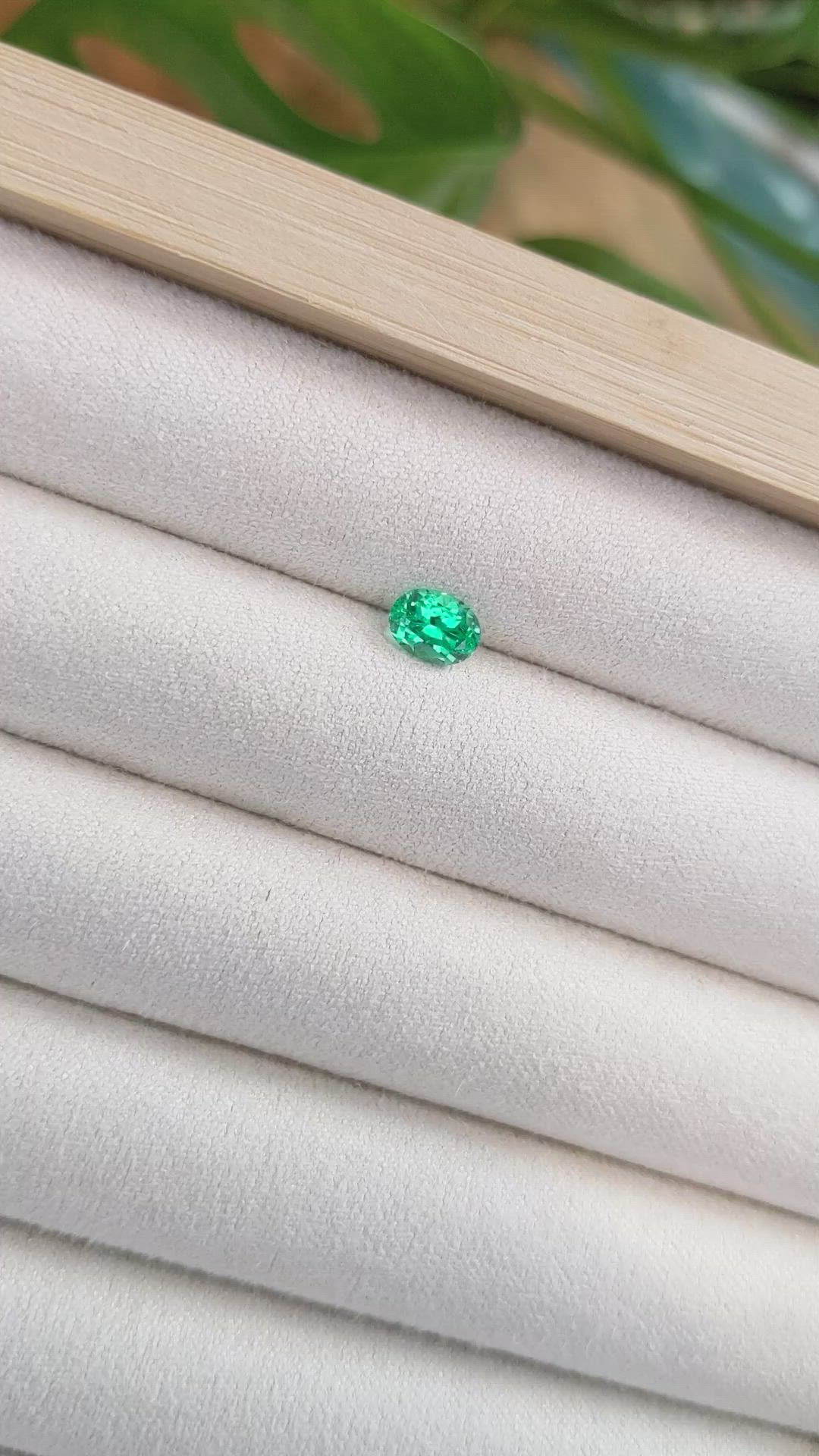 0.62 Ct. Emerald from Russia Size Video