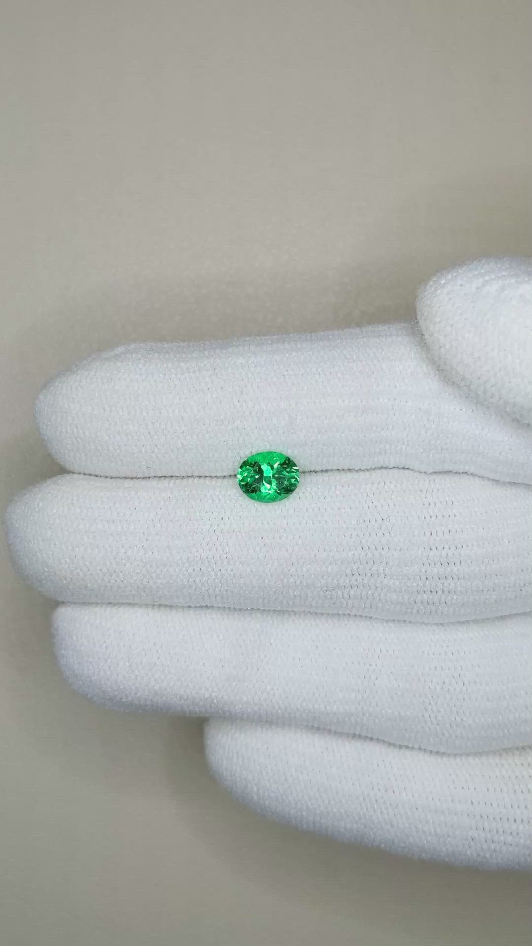 0.67 Ct. Emerald from Russia Size Video