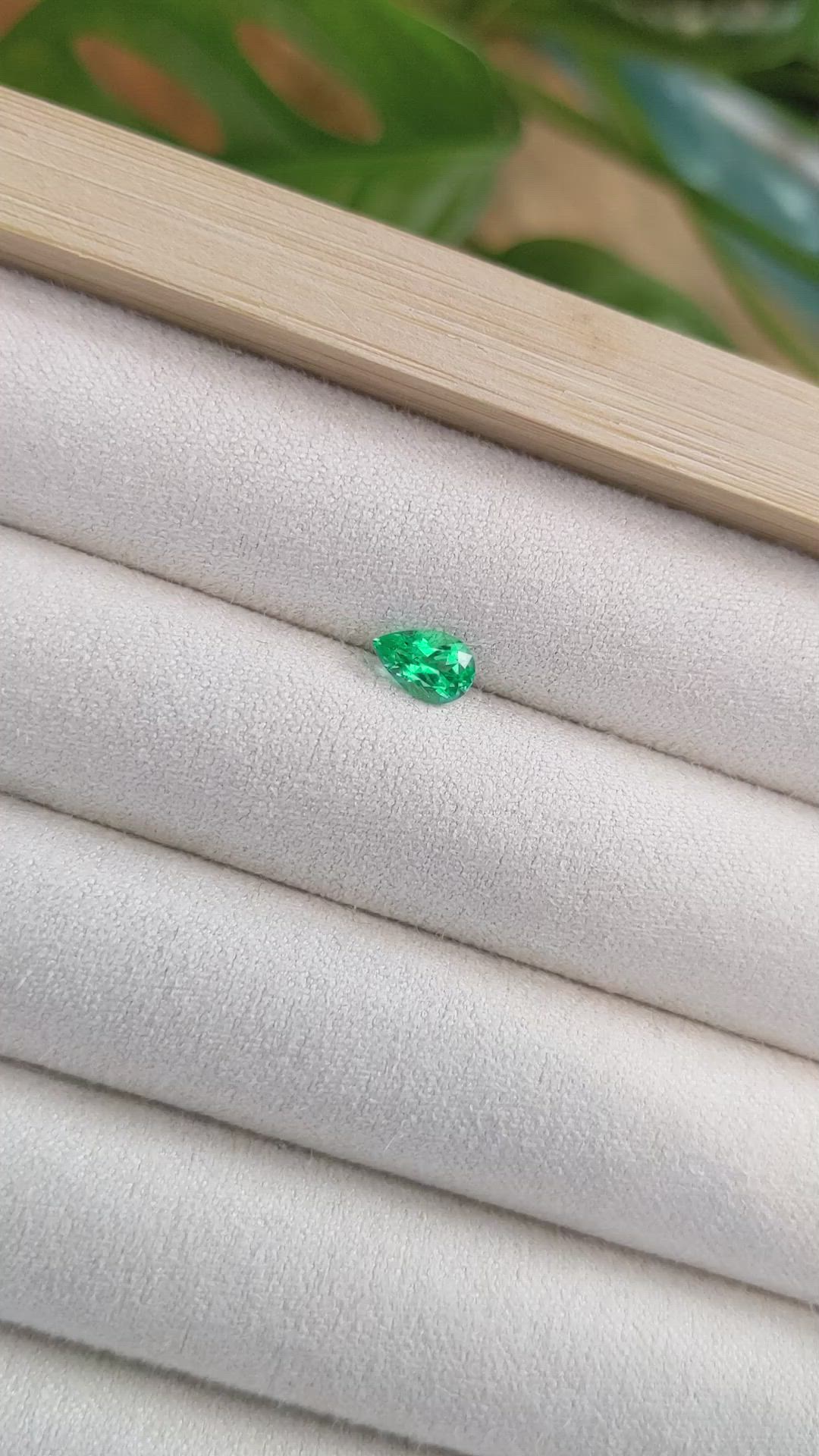0.52 Ct. Emerald from Russia Size Video