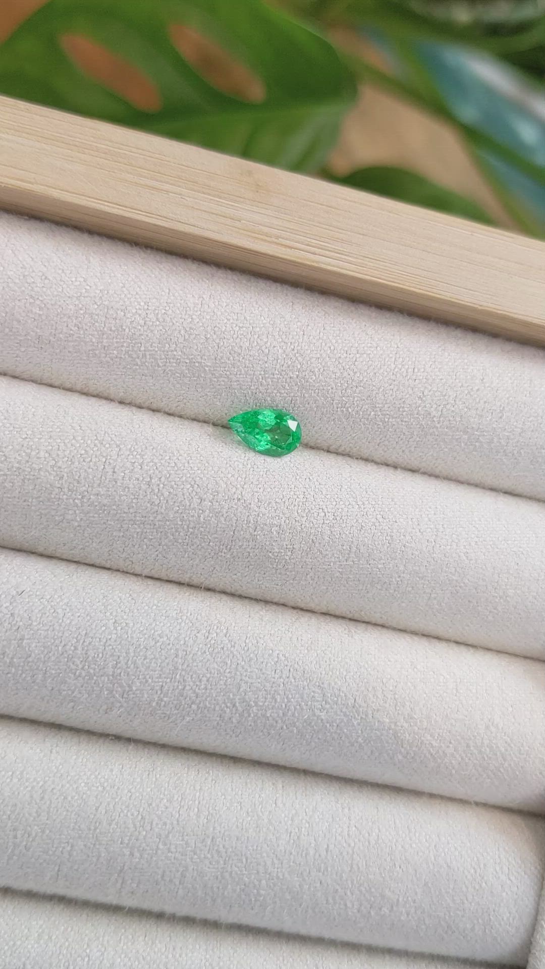 0.51 Ct. Emerald from Russia Size Video