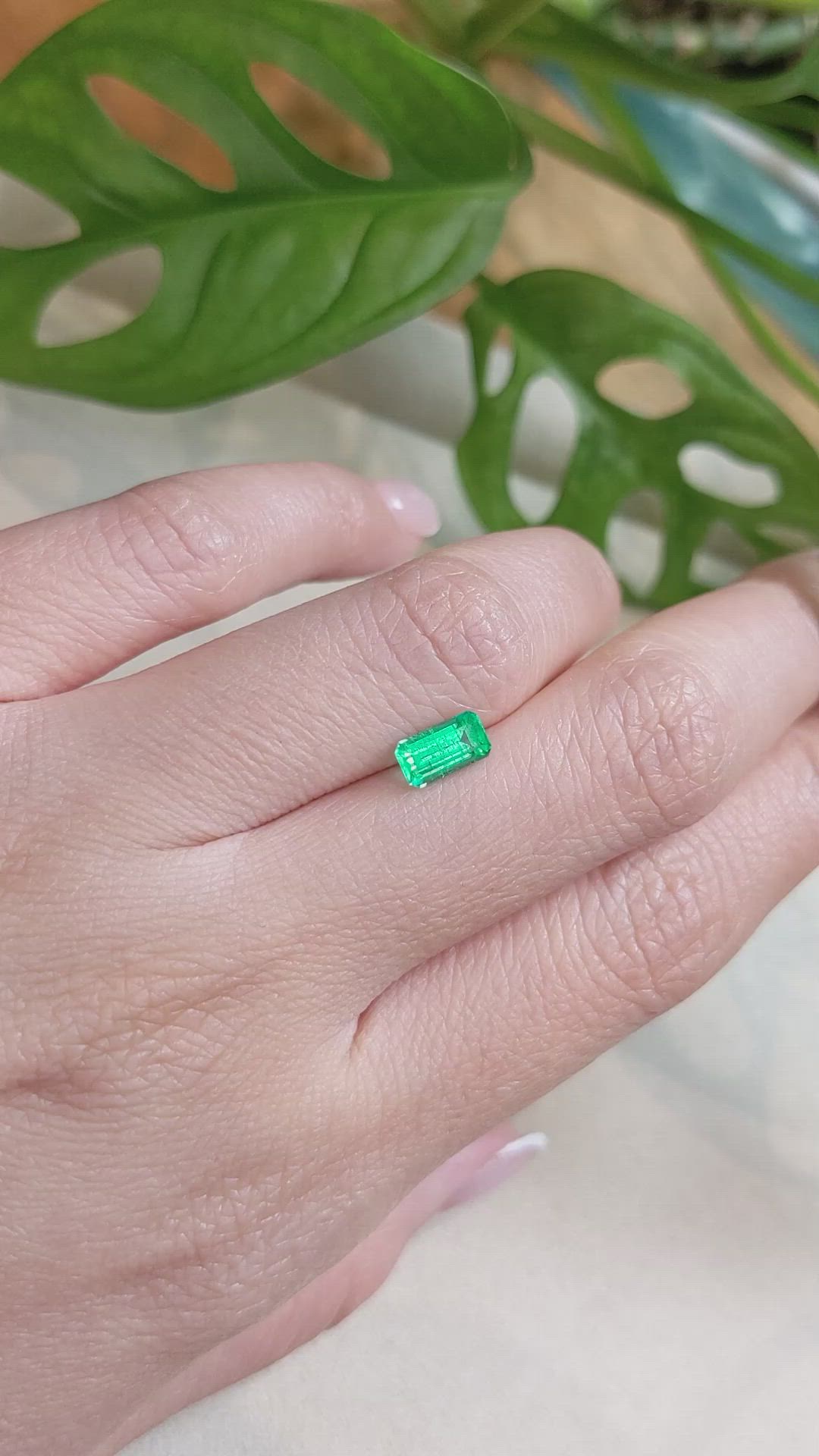 0.73 Ct. Emerald from Russia Size Video