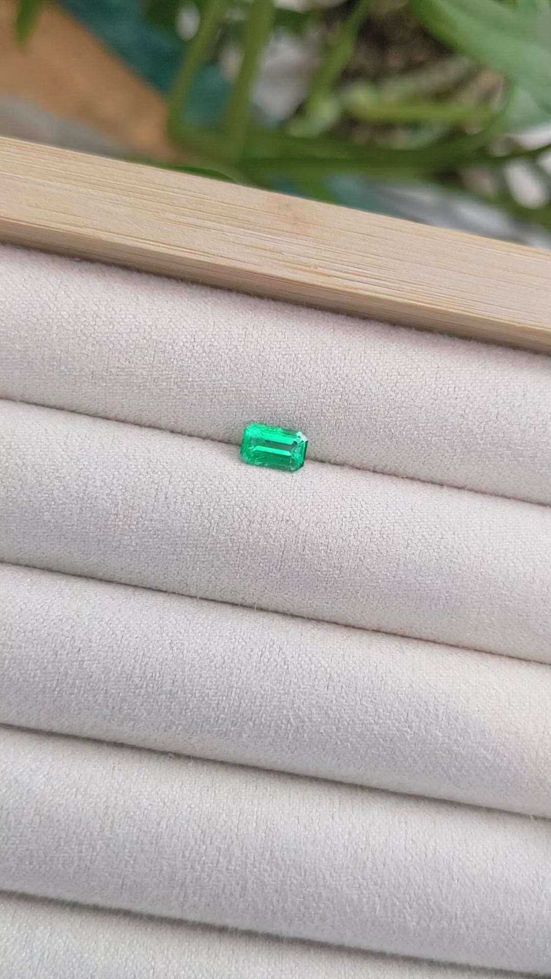 0.59 Ct. Emerald from Russia Size Video