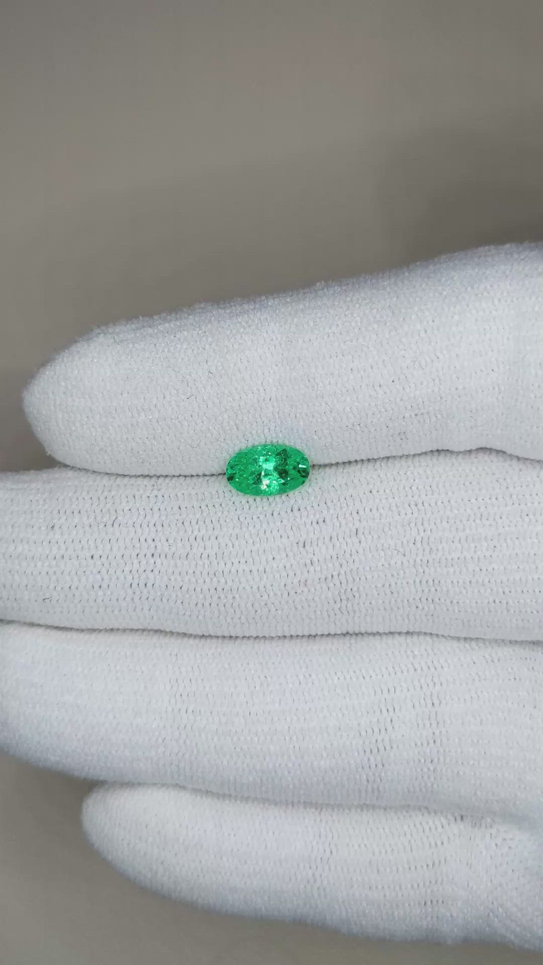 0.83 Ct. Emerald from Russia Size Video
