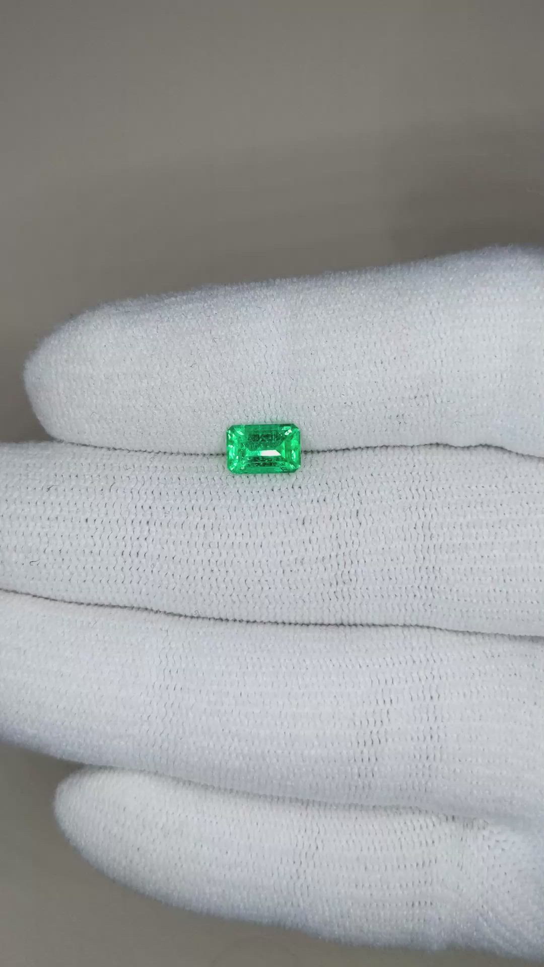 0.82 Ct. Emerald from Russia Size Video