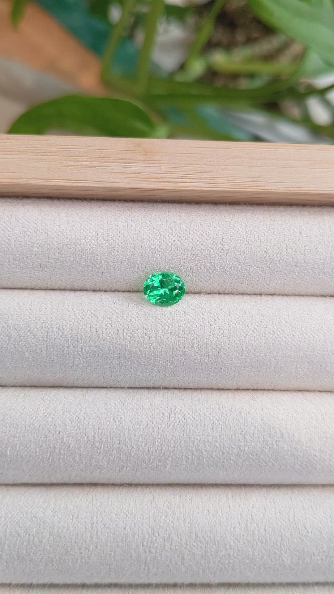 0.78 Ct. Emerald from Russia Size Video