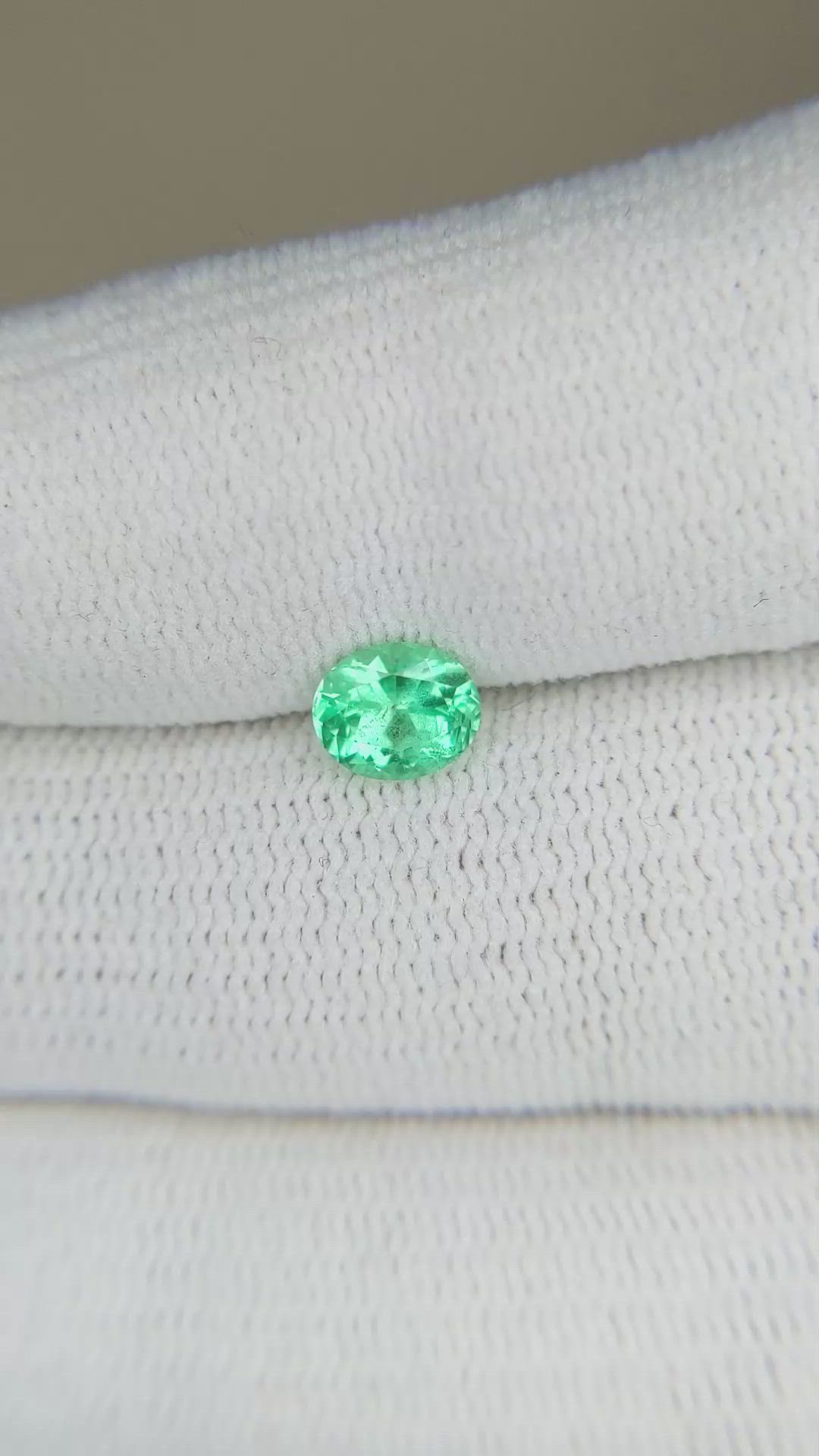 0.59 Ct. Emerald from Russia Size Video