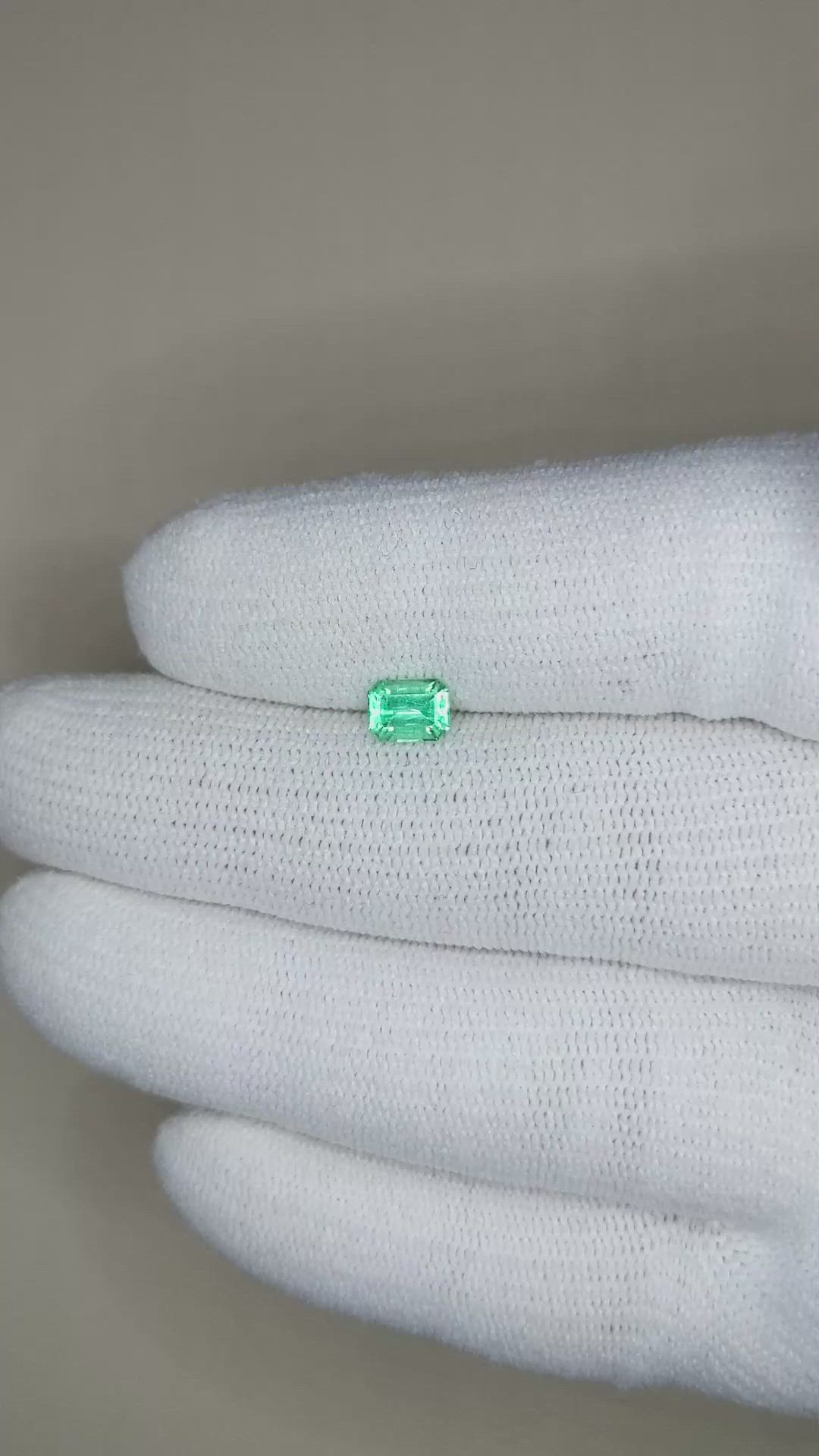 0.55 Ct. Emerald from Russia Size Video