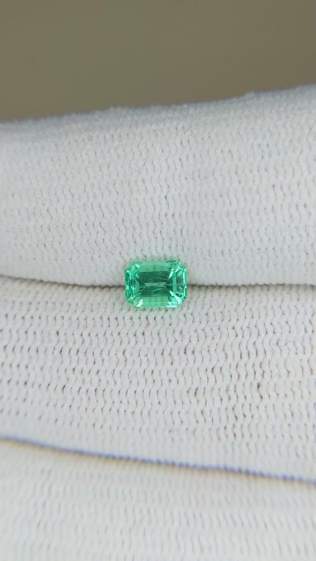 0.55 Ct. Emerald from Russia Size Video