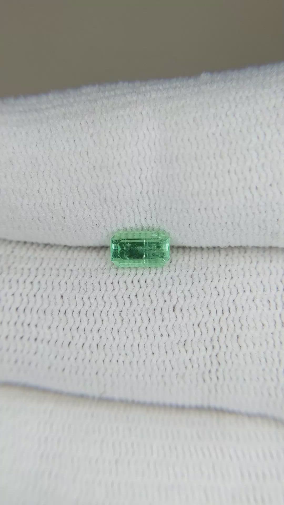 0.52 Ct. Emerald from Russia Size Video