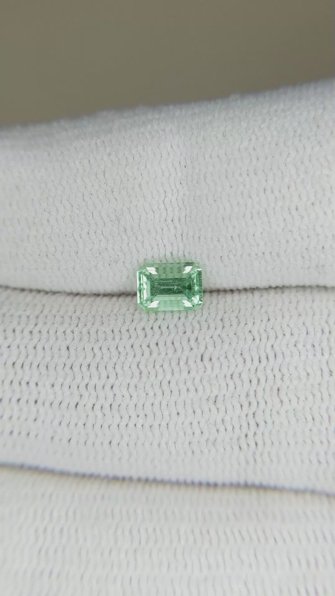 0.52 Ct. Emerald from Russia Size Video