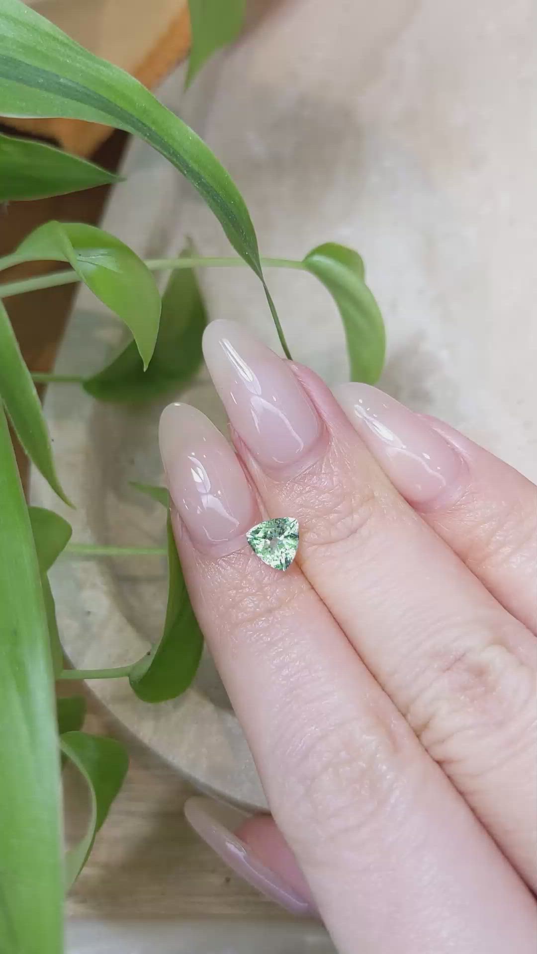 0.70 Ct. Emerald from Russia Size Video