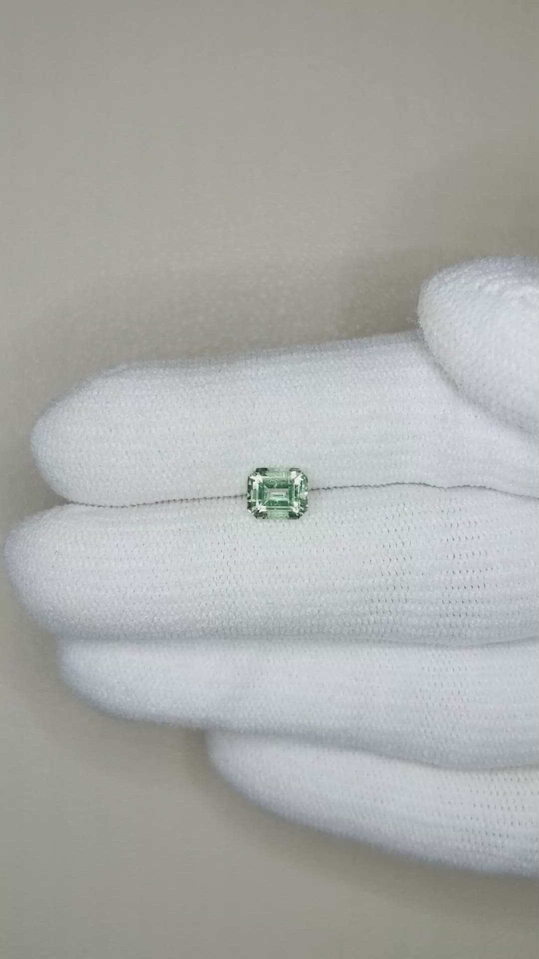 0.73 Ct. Emerald from Russia Size Video