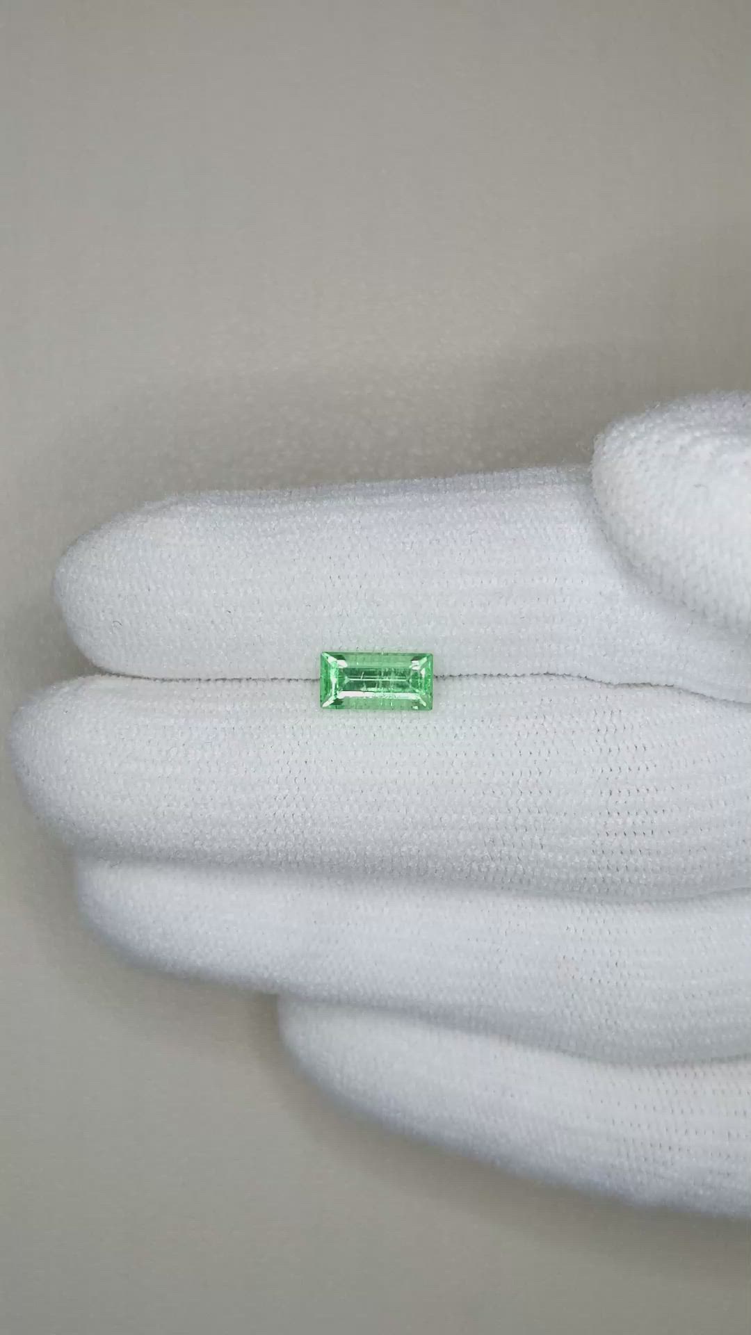 0.85 Ct. Emerald from Russia Size Video