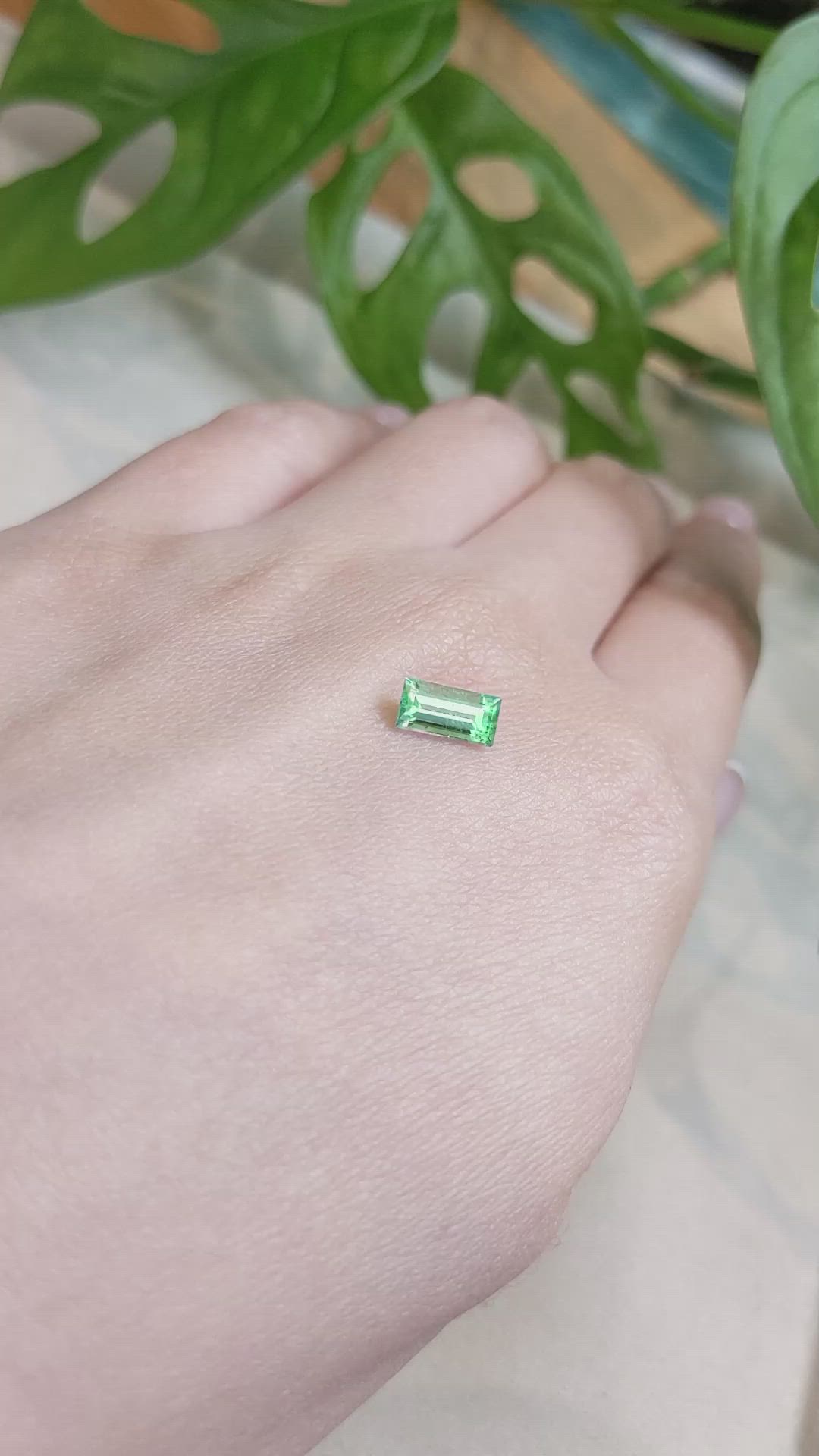 0.85 Ct. Emerald from Russia Size Video