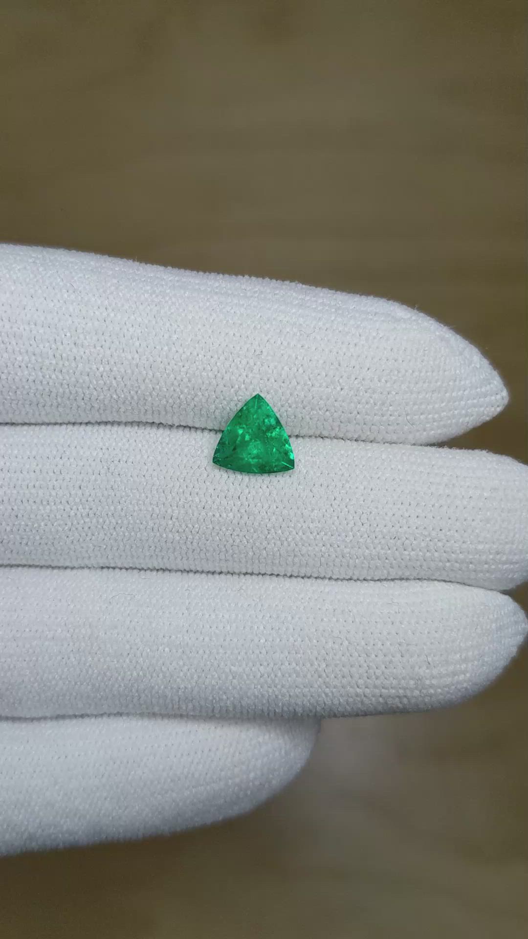 1.25 Ct. Emerald from Colombia Size Video