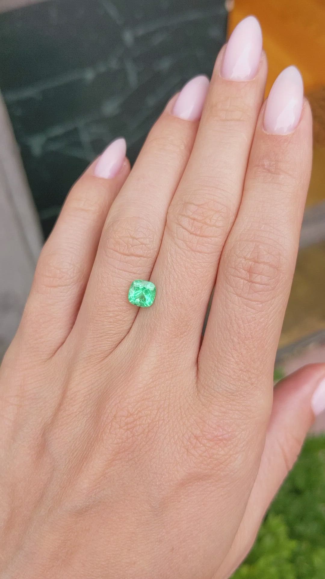 0.89 Ct. Emerald from Colombia Size Video
