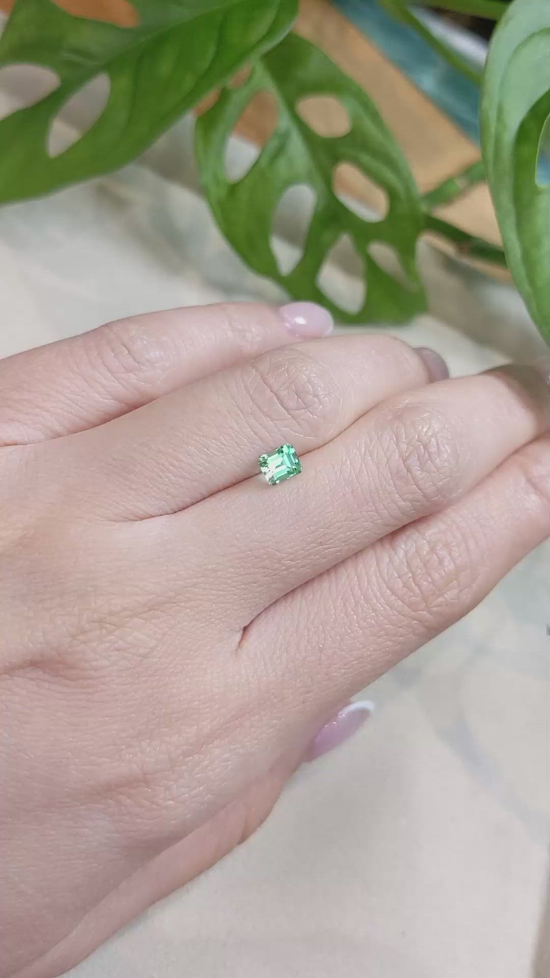 0.51 Ct. Emerald from Russia Size Video