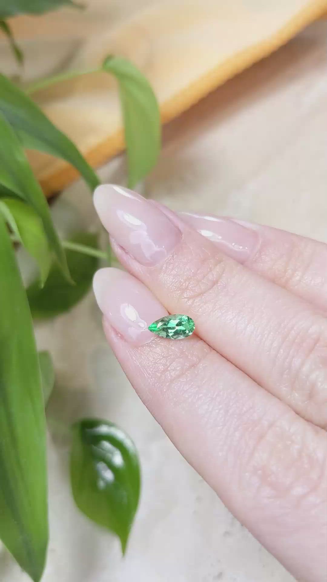 0.54 Ct. Emerald from Russia Size Video