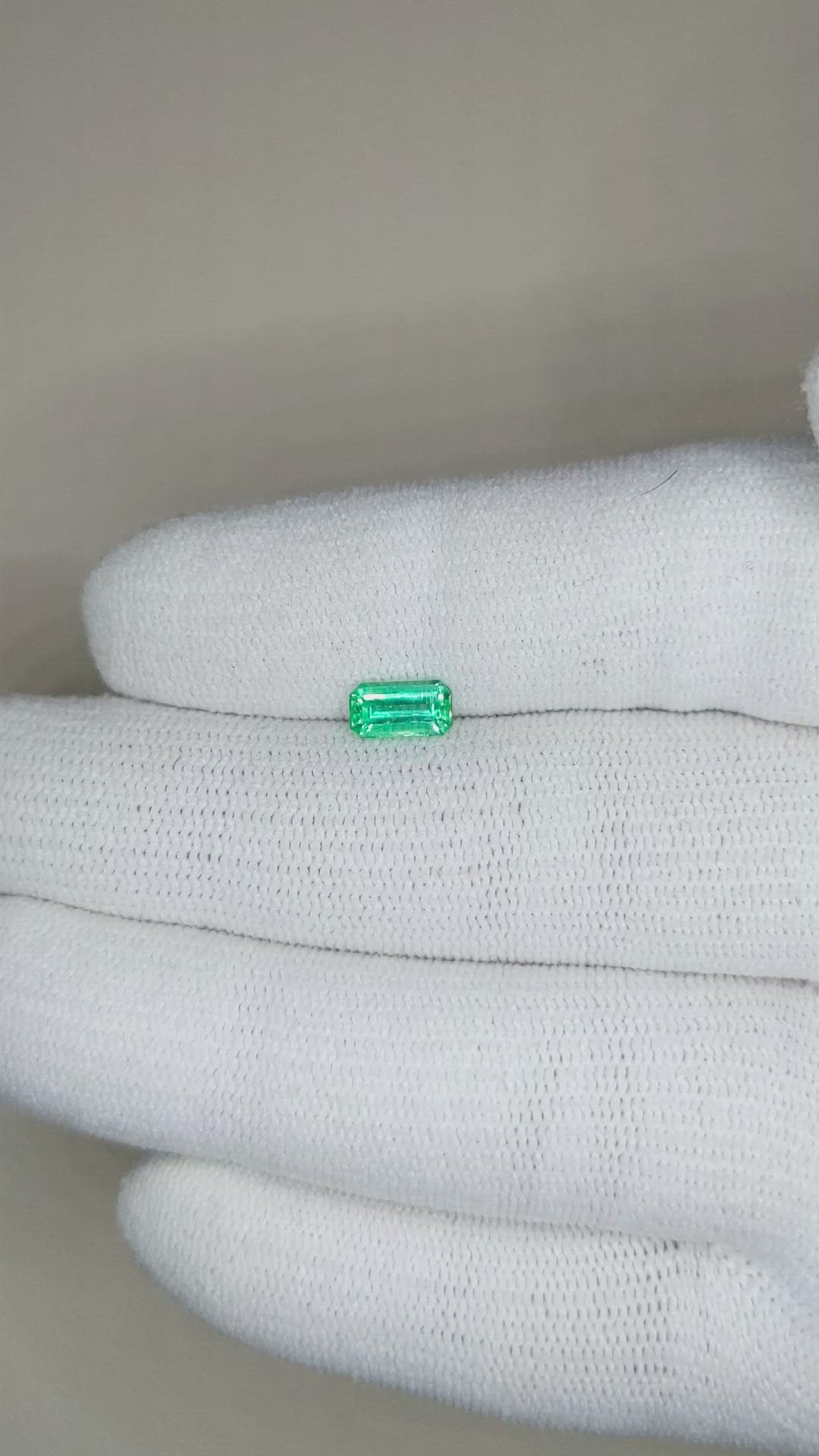 0.62 Ct. Emerald from Russia Size Video