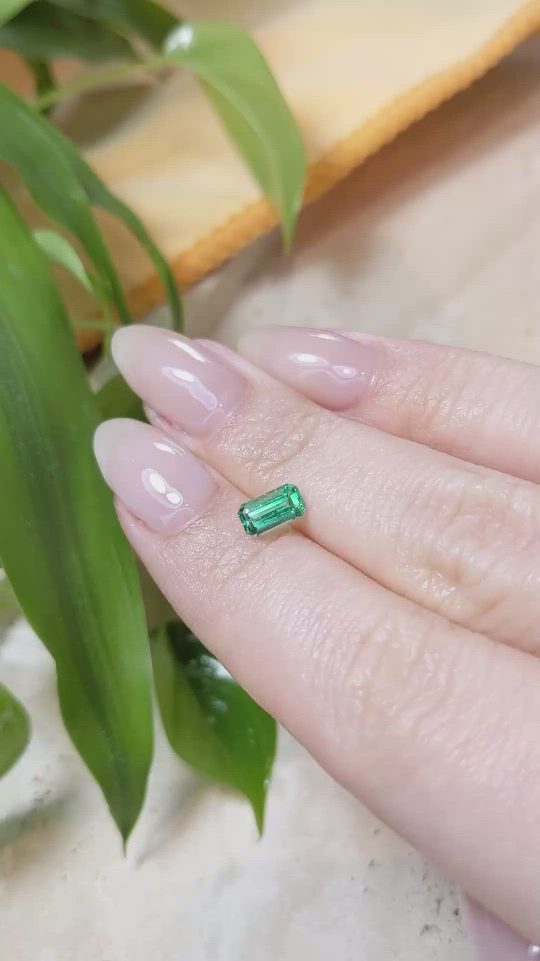 0.62 Ct. Emerald from Russia Size Video