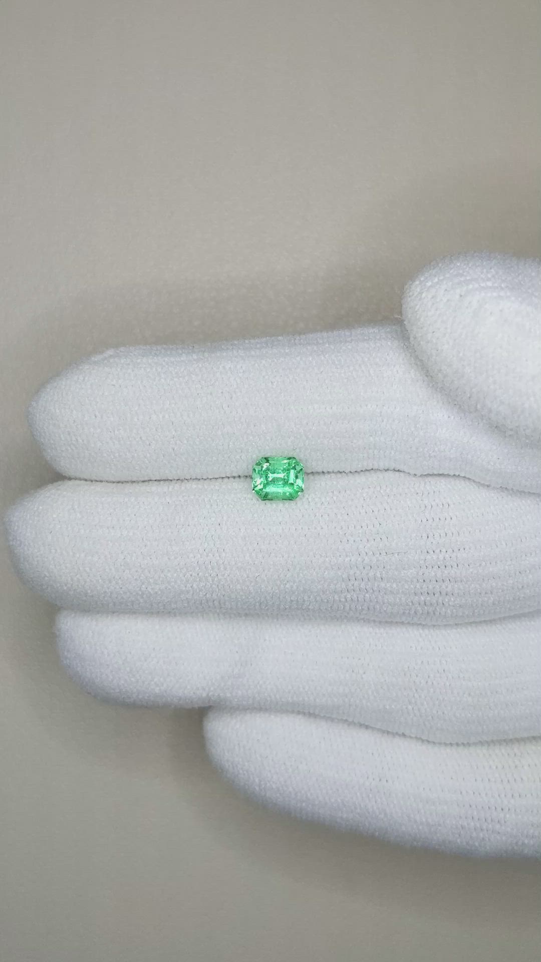 0.59 Ct. Emerald from Russia Size Video