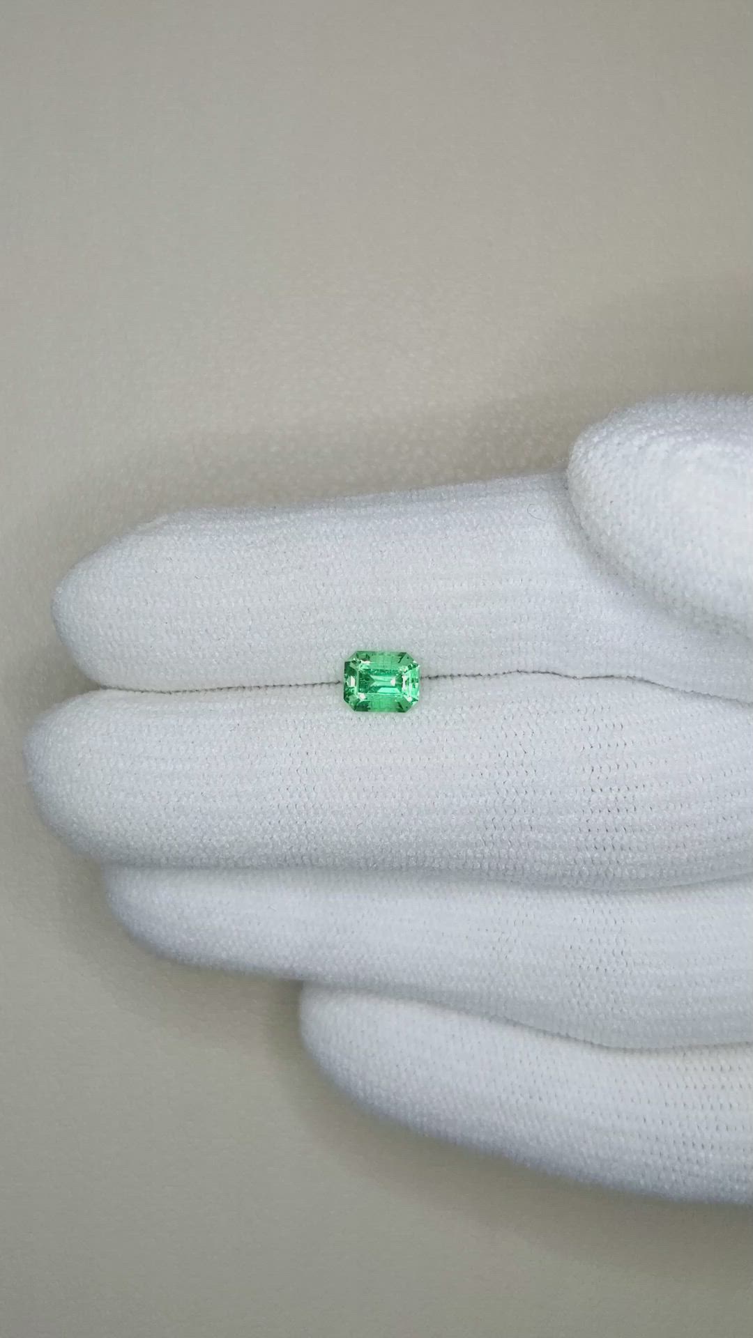 0.62 Ct. Emerald from Russia Size Video