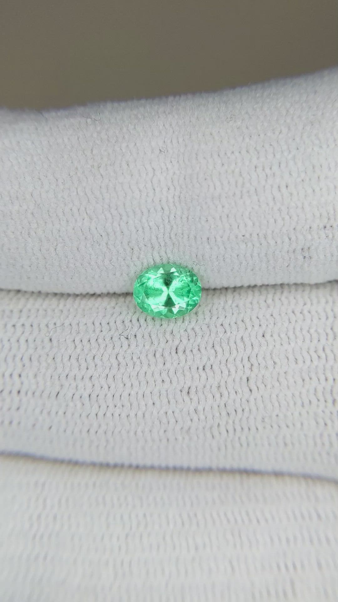 0.53 Ct. Emerald from Russia Size Video