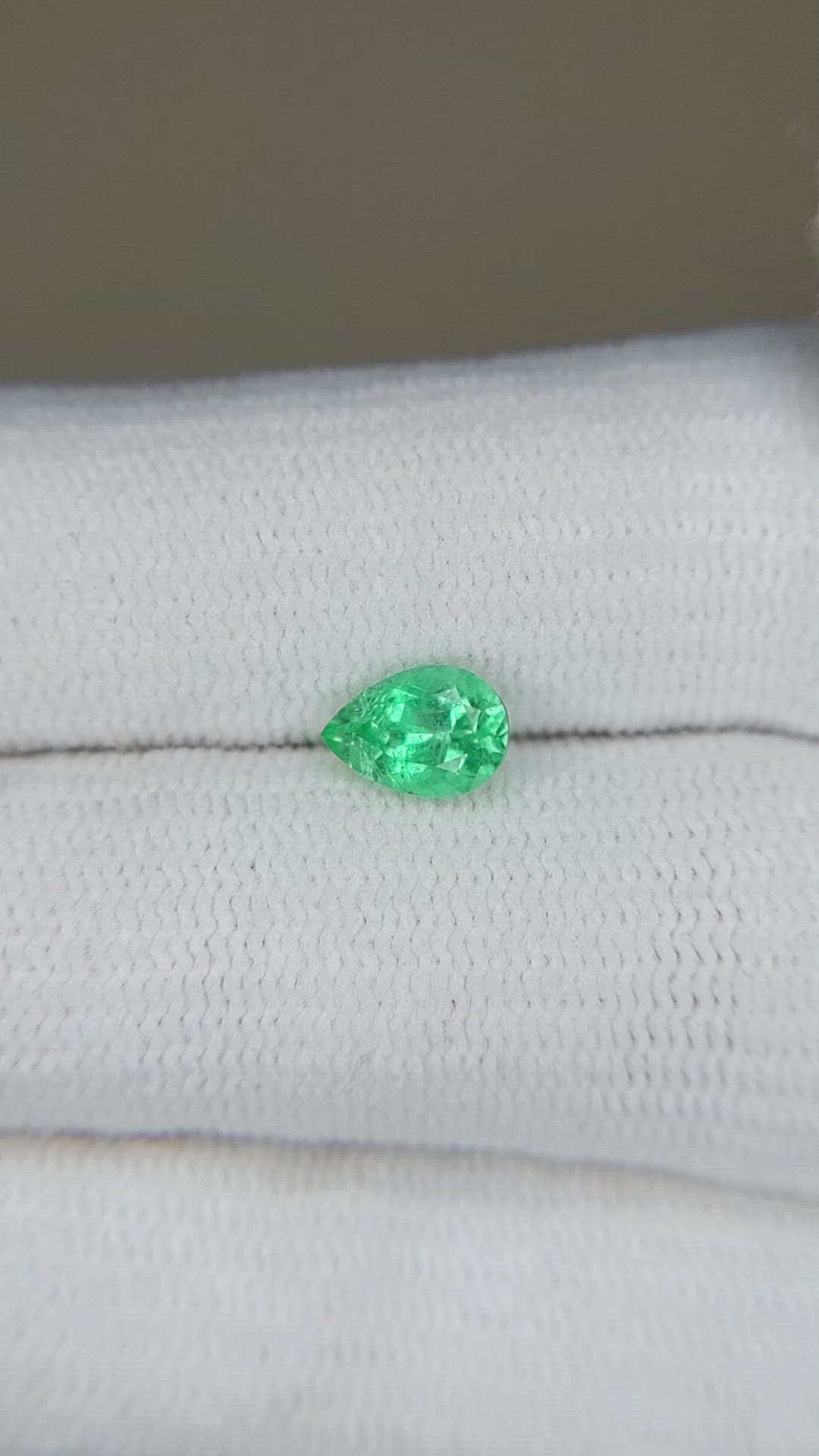 0.58 Ct. Emerald from Russia Size Video