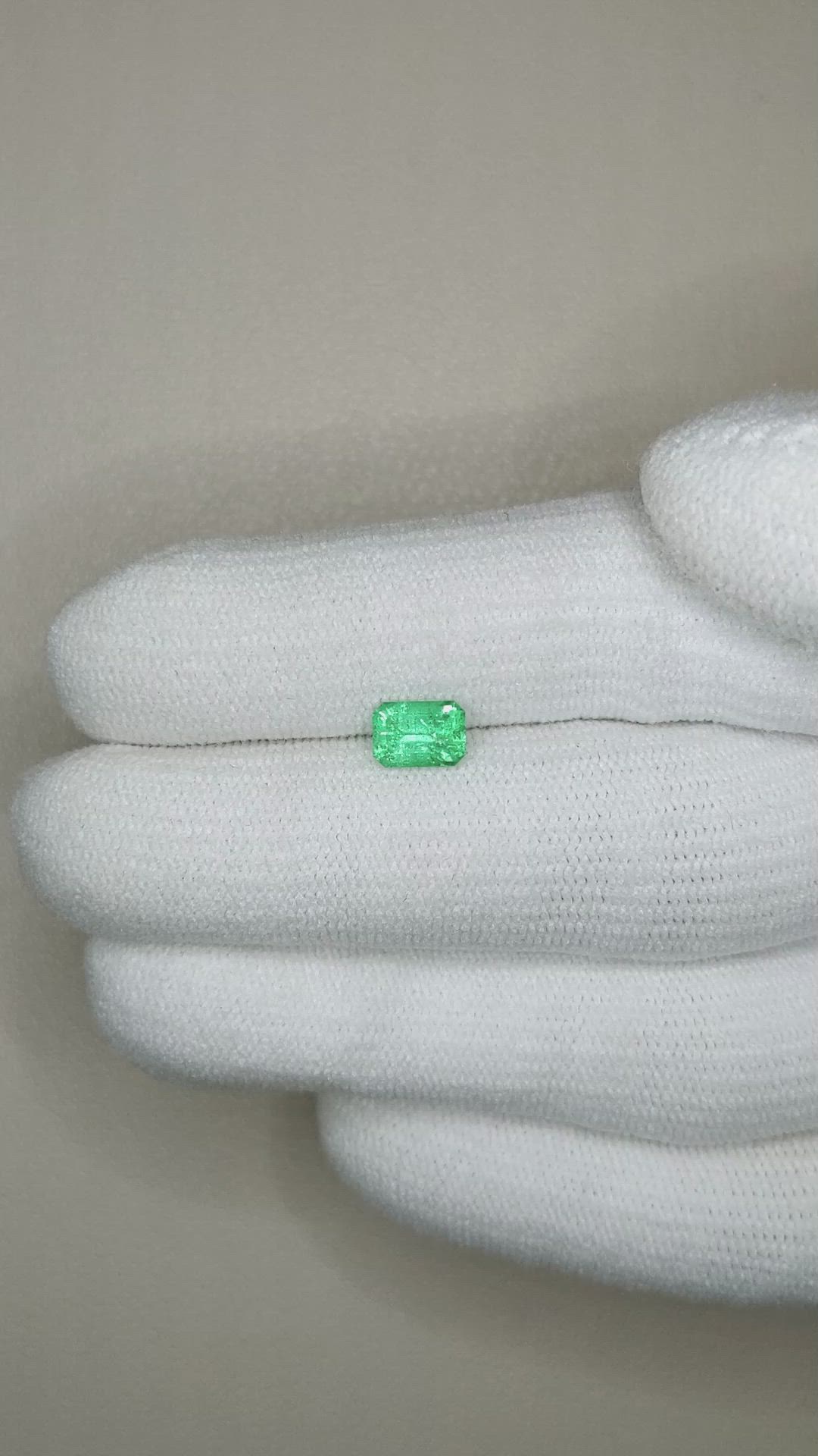 0.62 Ct. Emerald from Russia Size Video