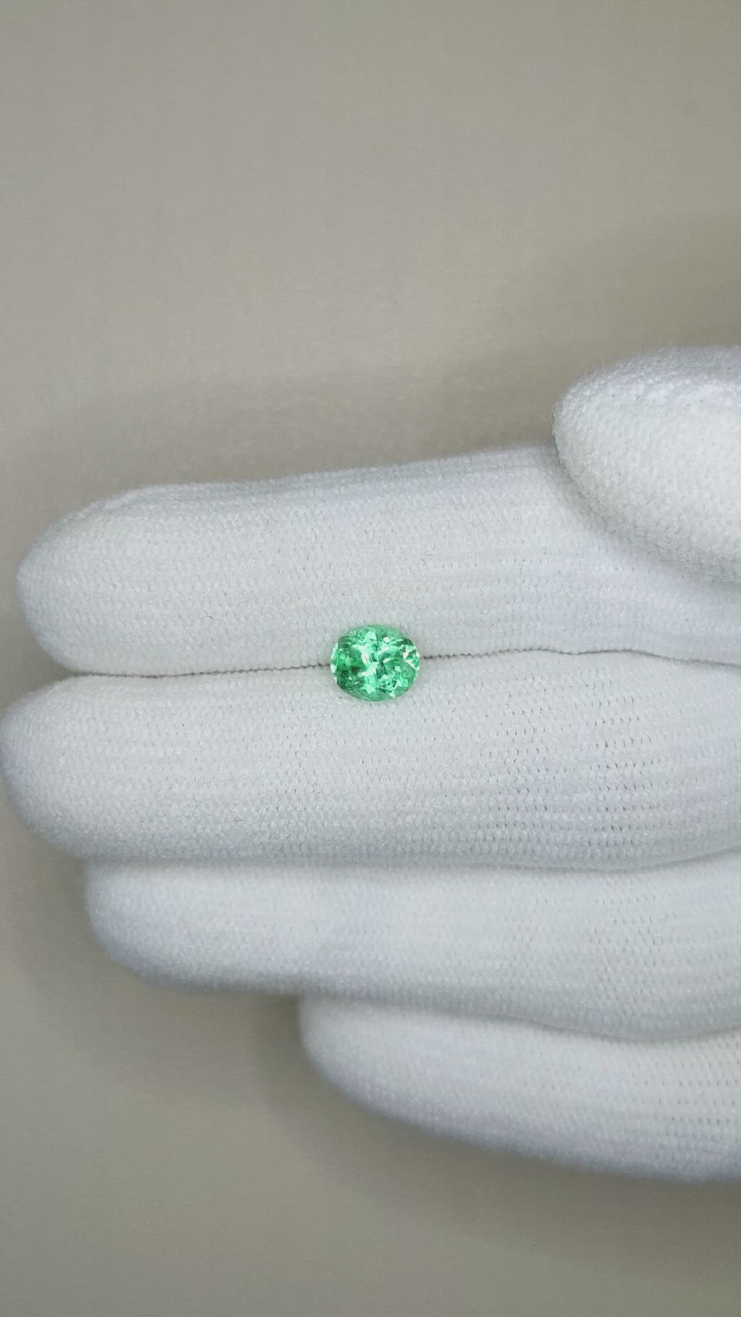 0.82 Ct. Emerald from Russia Size Video