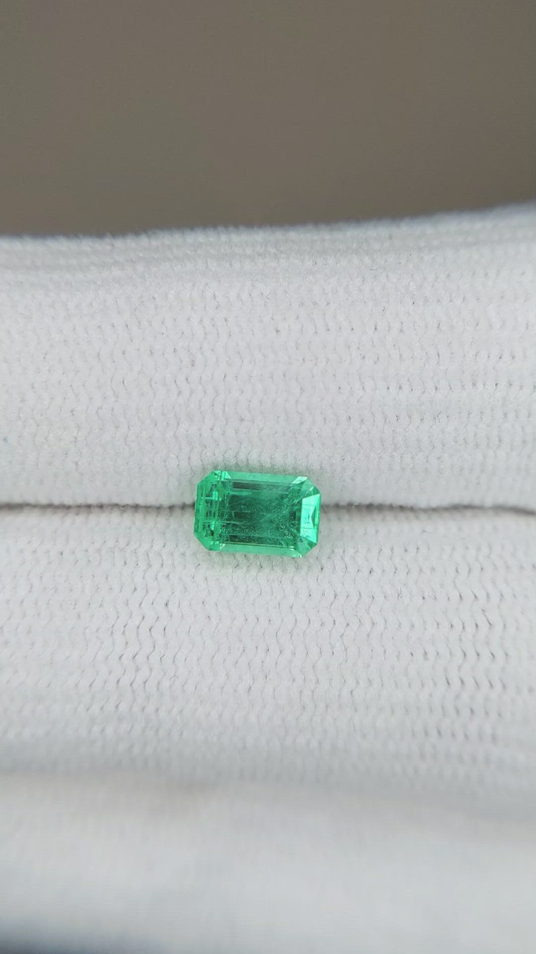 0.82 Ct. Emerald from Russia Size Video